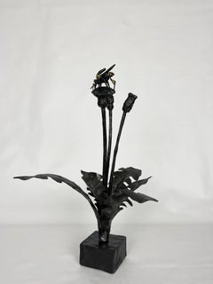 Dandelion and bee - Wrought iron and pure gold leaf