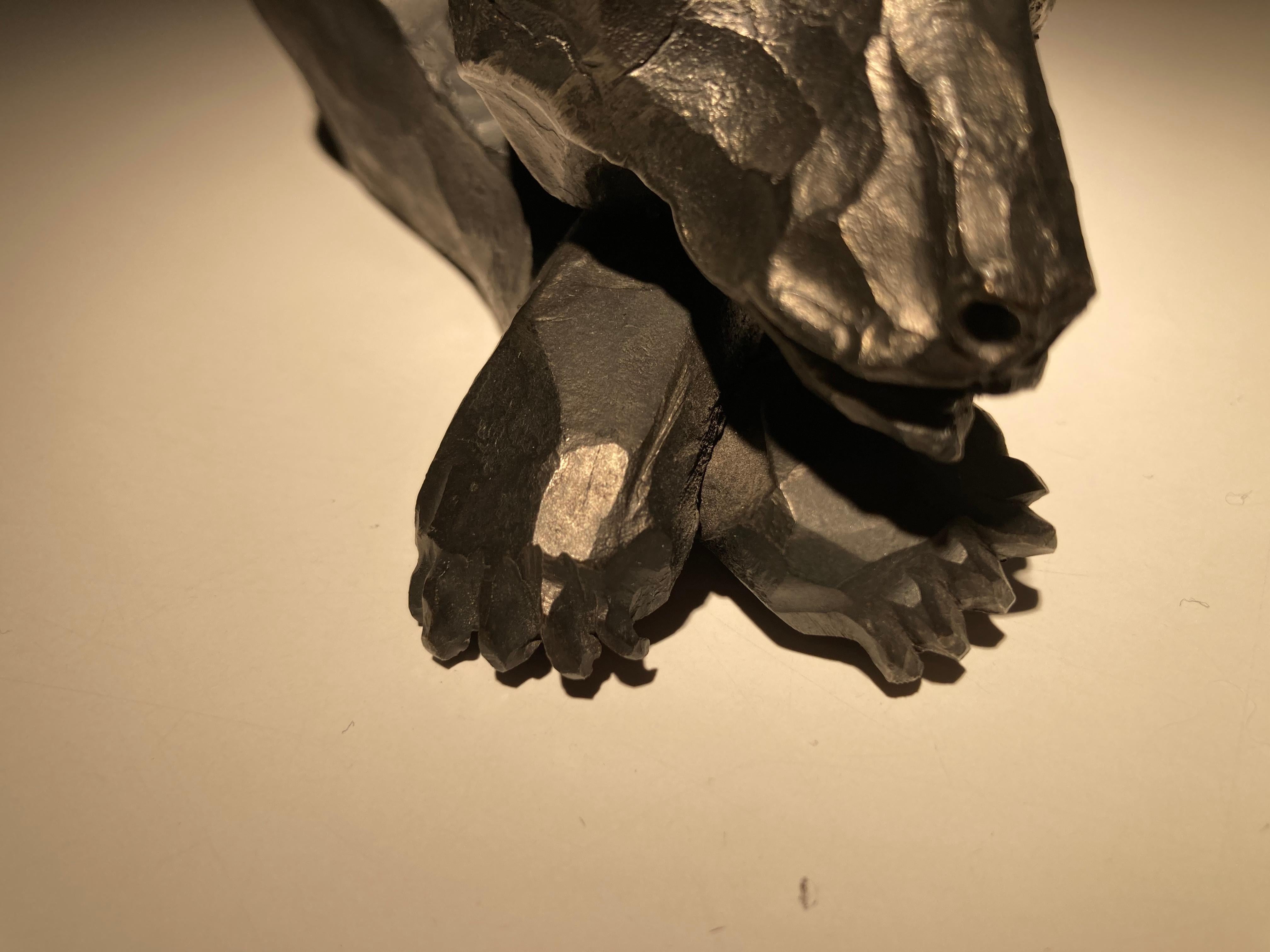 Majestueuse sculpture d'ours noir en fer forgée par Ivan Zanoni en vente 3