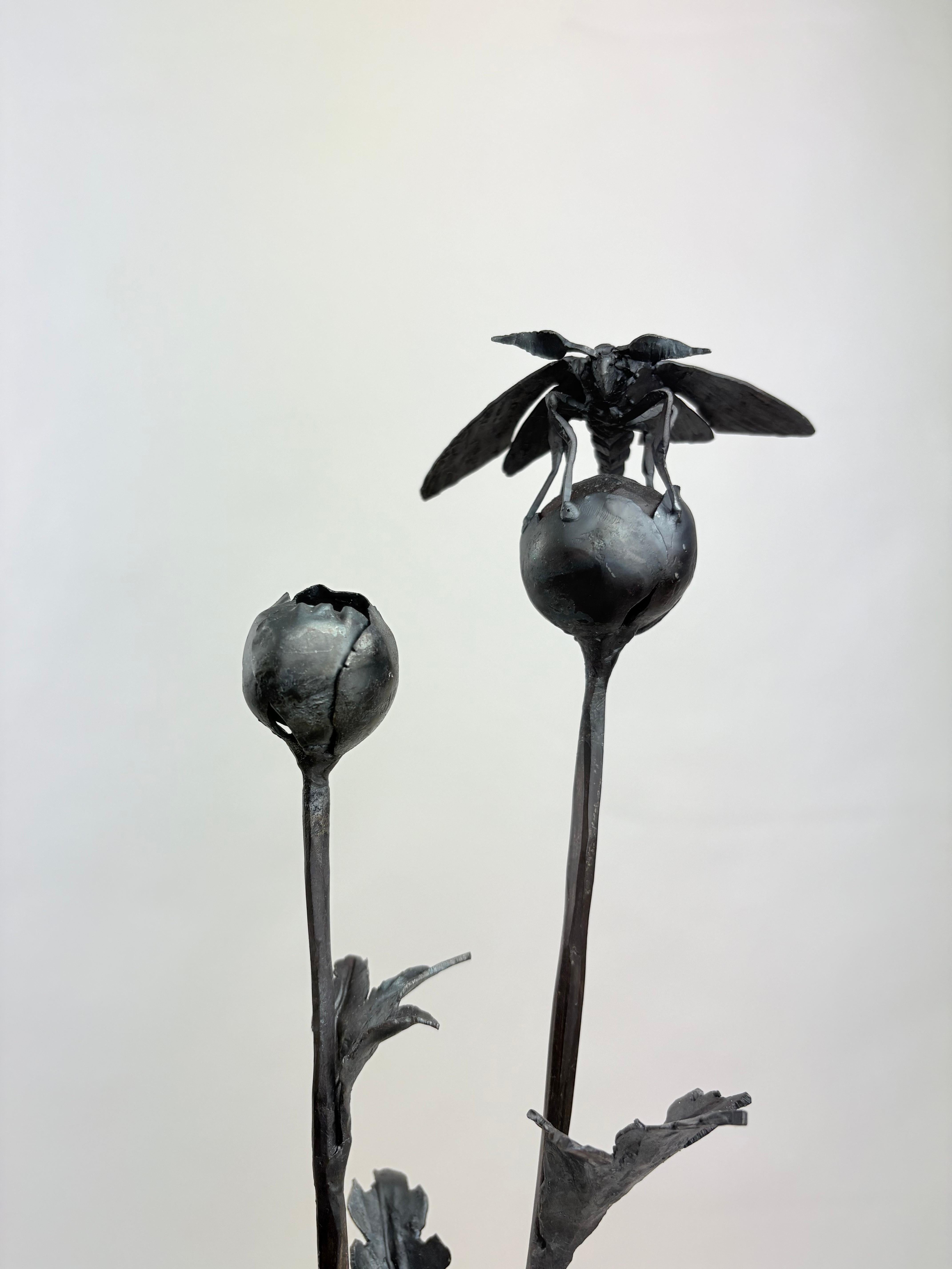 Stunning Iron Sculpture - Two Buttercups and a moth - Figurative Sculpture Gray di Ivan Zanoni