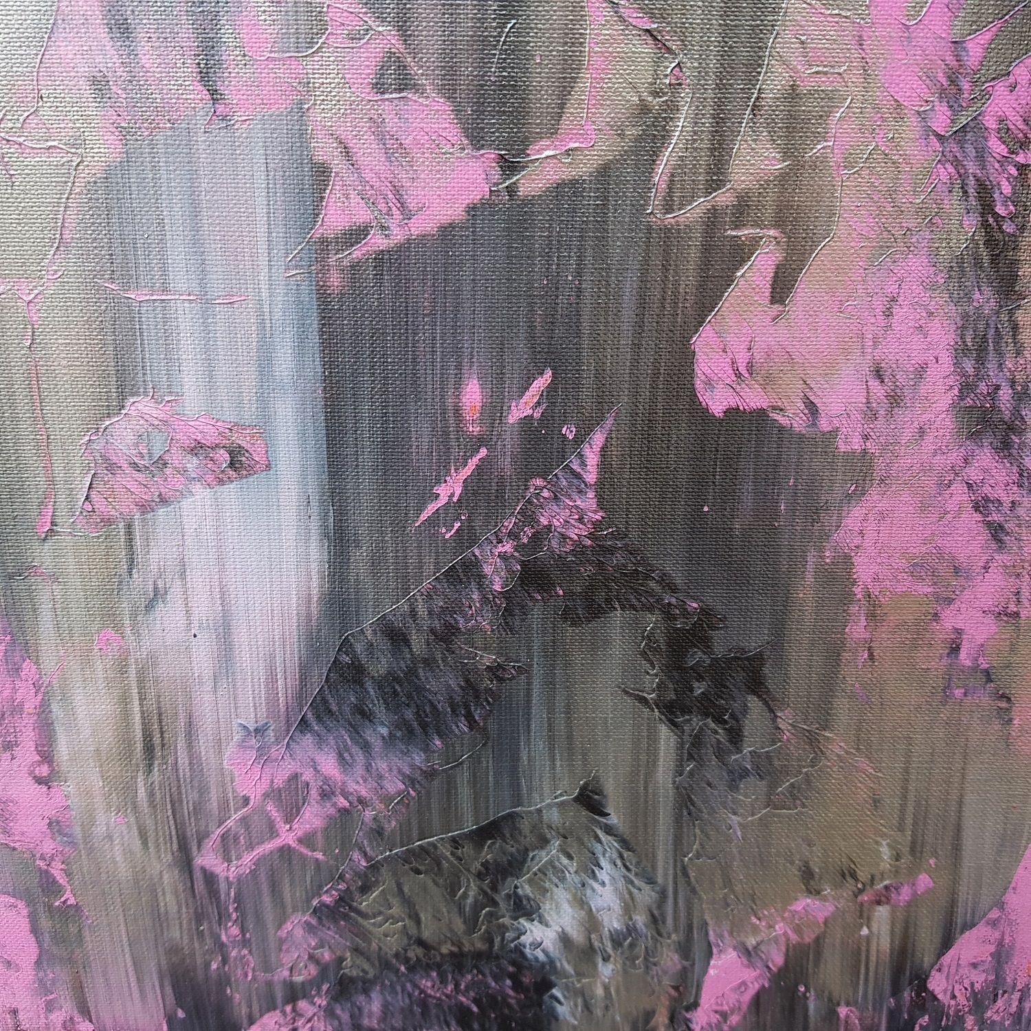 Une peinture abstraite originale et unique au couteau à palette multicouche avec une texture douce.    Des nuances de rose avec des couleurs argent et noir anthracite.  Les couleurs métalliques brillent magnifiquement lorsque la lumière change au