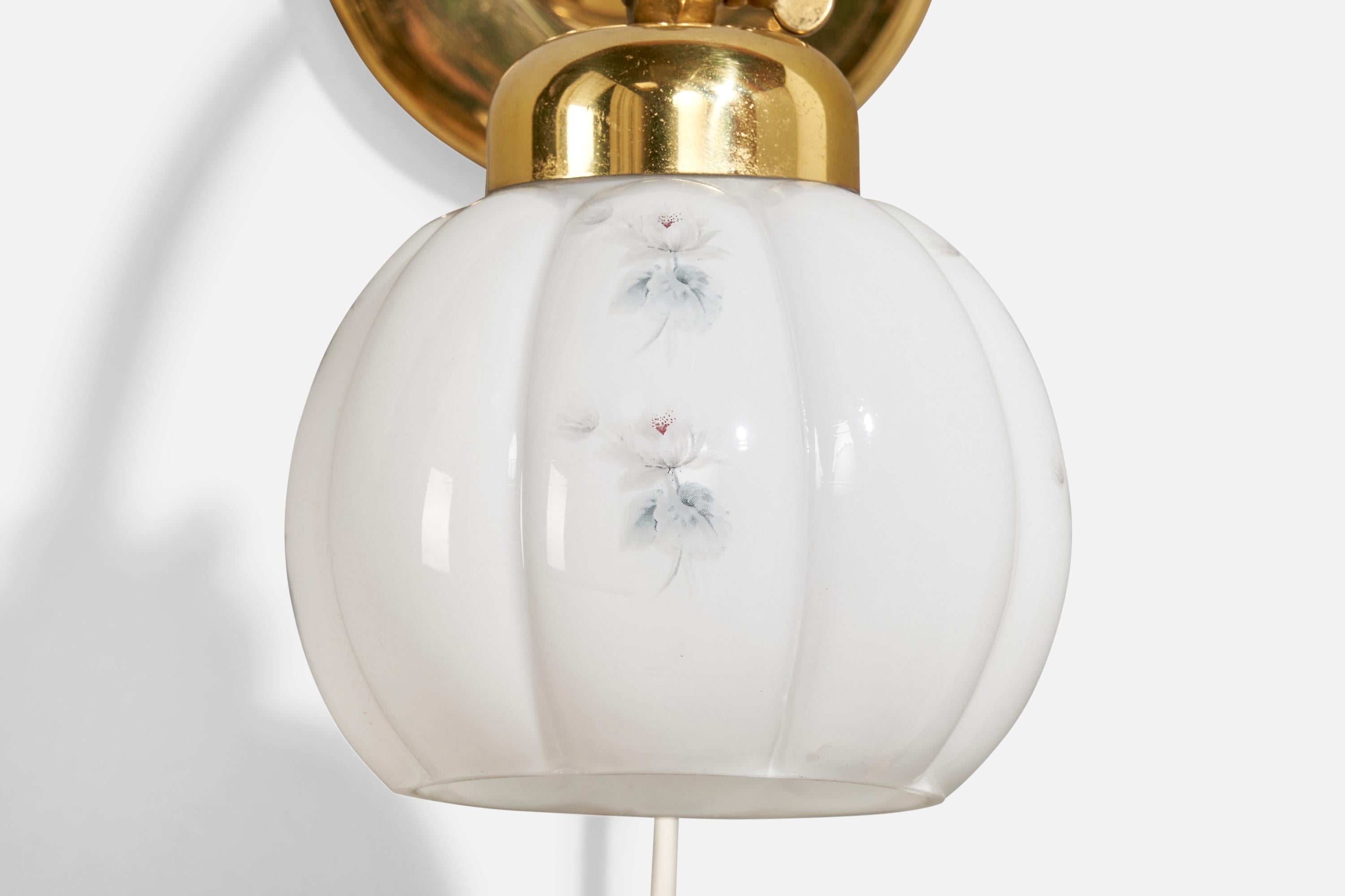 Ivars, Wall Lights, Brass, Glass, Sweden, 1960s For Sale 3