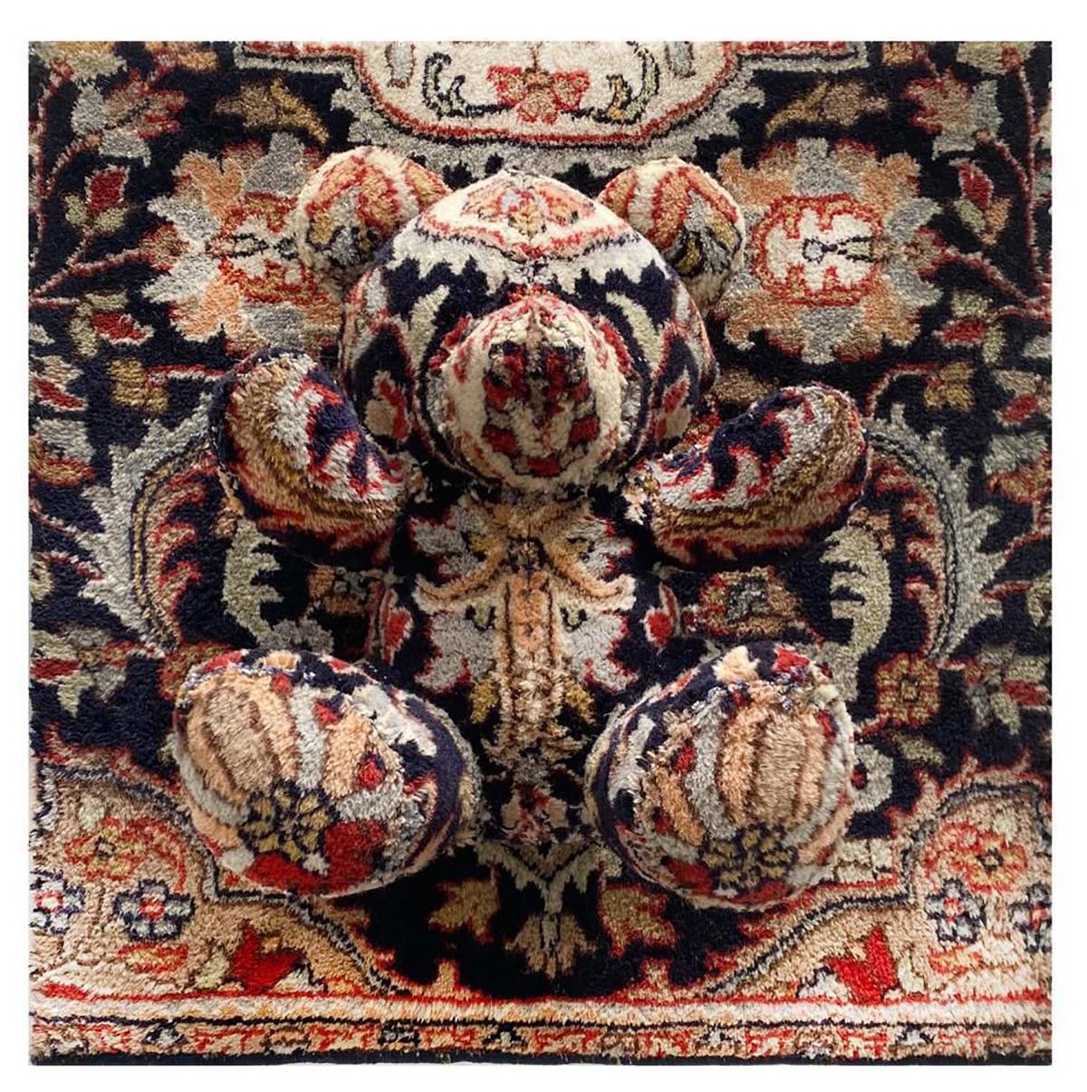 Hypomnema, Wall sculpture. Handmade from an oriental rug. - Mixed Media Art de Iván Castiblanco