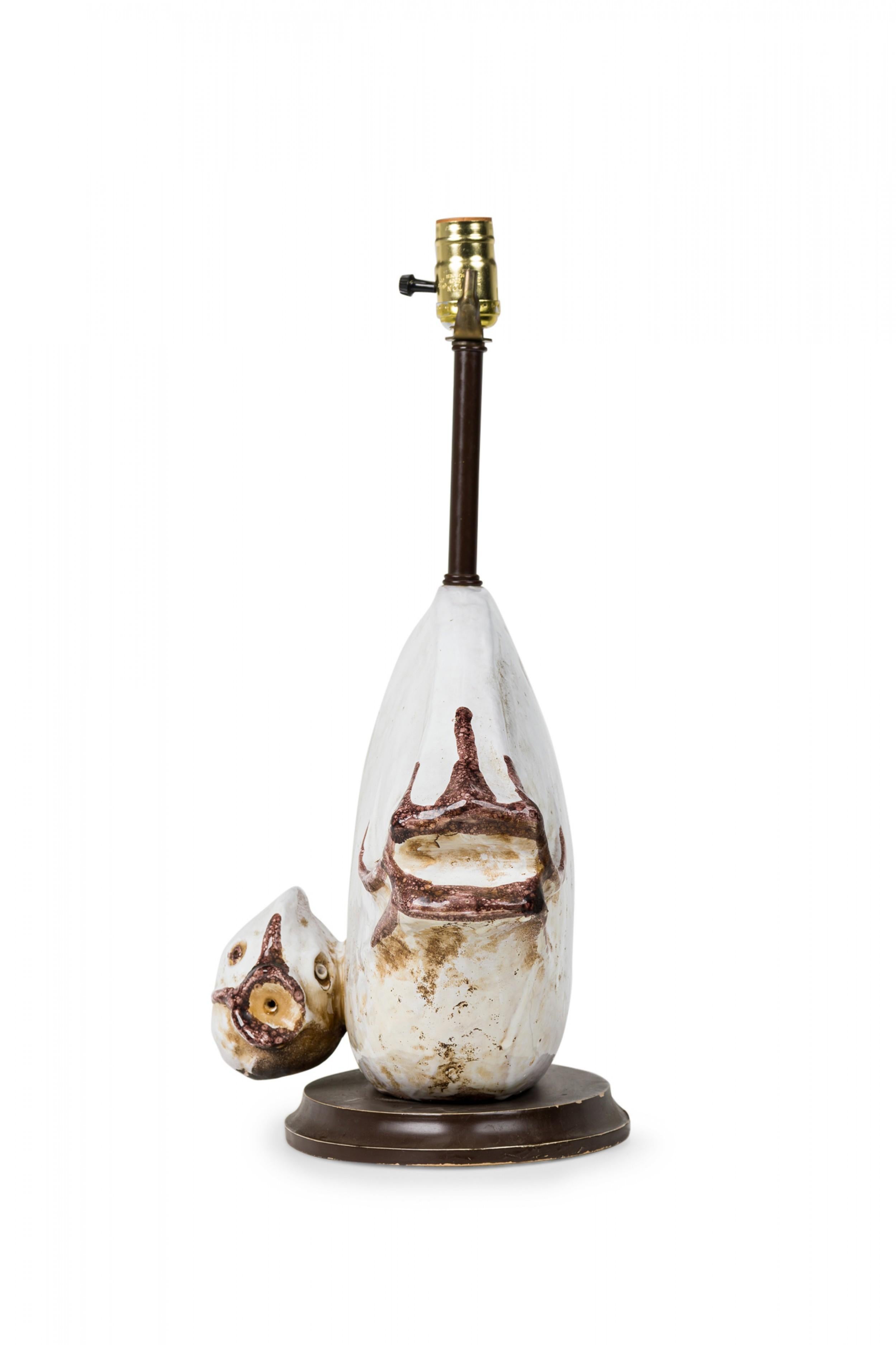 Metal Ivo De Santis Gli Etruschi Mid-Century Italian Ceramic Fish Group Table Lamp For Sale