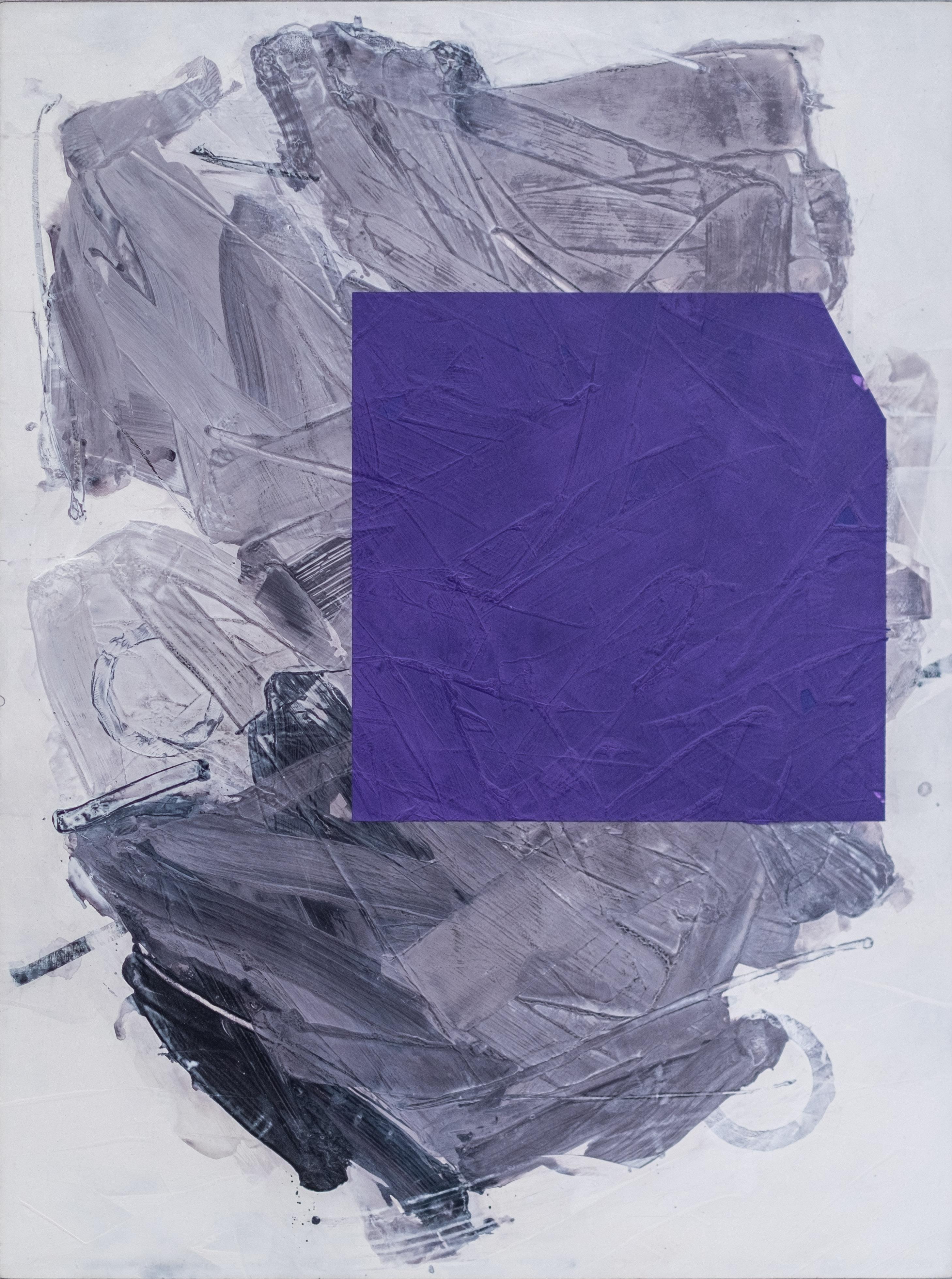 Abstract Painting di Ivo Stoyanov - Purple No III - forme astratte e audaci, polvere di marmo, acrilico e cera su tela