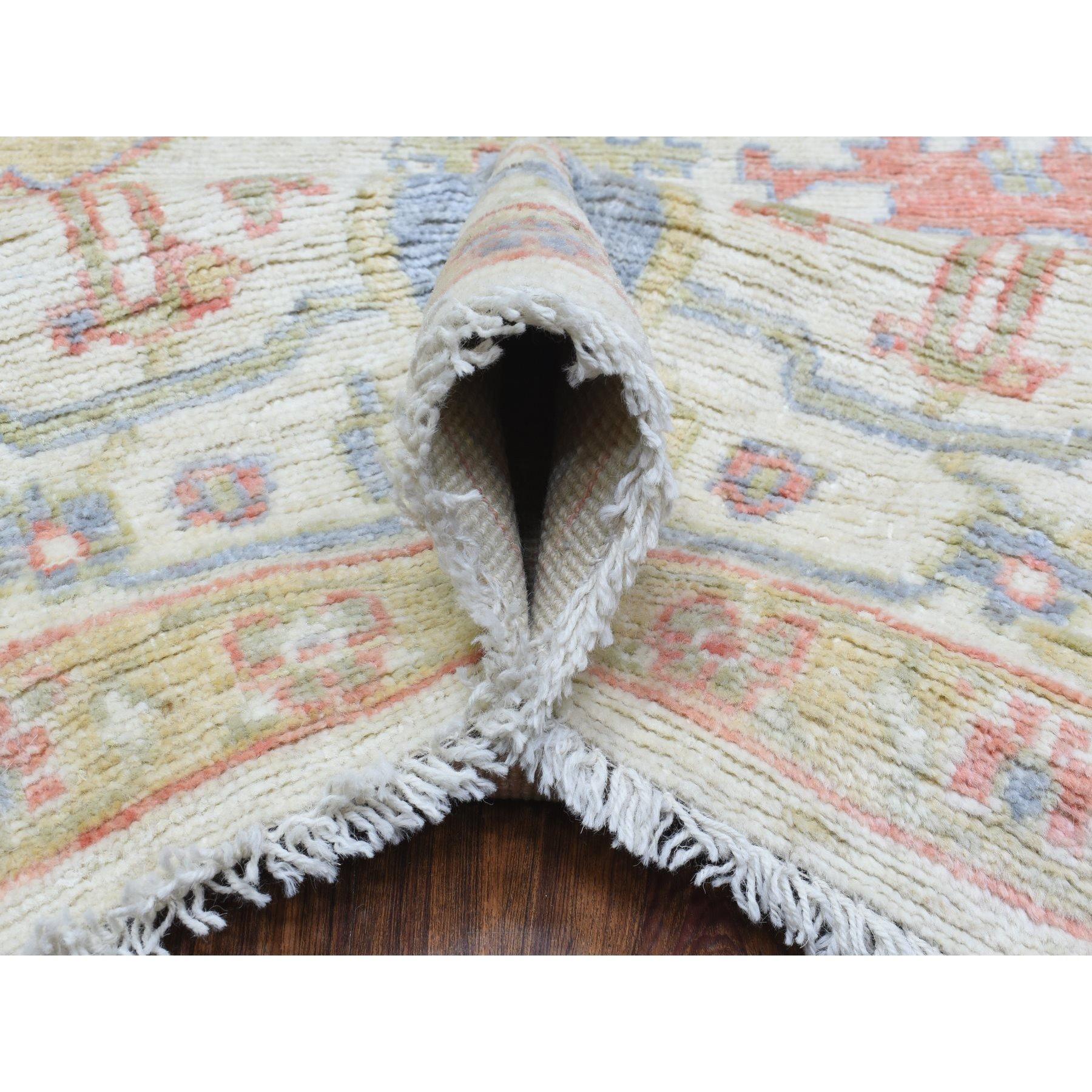 Elfenbeinfarbener Afghan Oushak Branch Blume Design Handgeknüpfter Teppich aus weicher Wolle 8'1