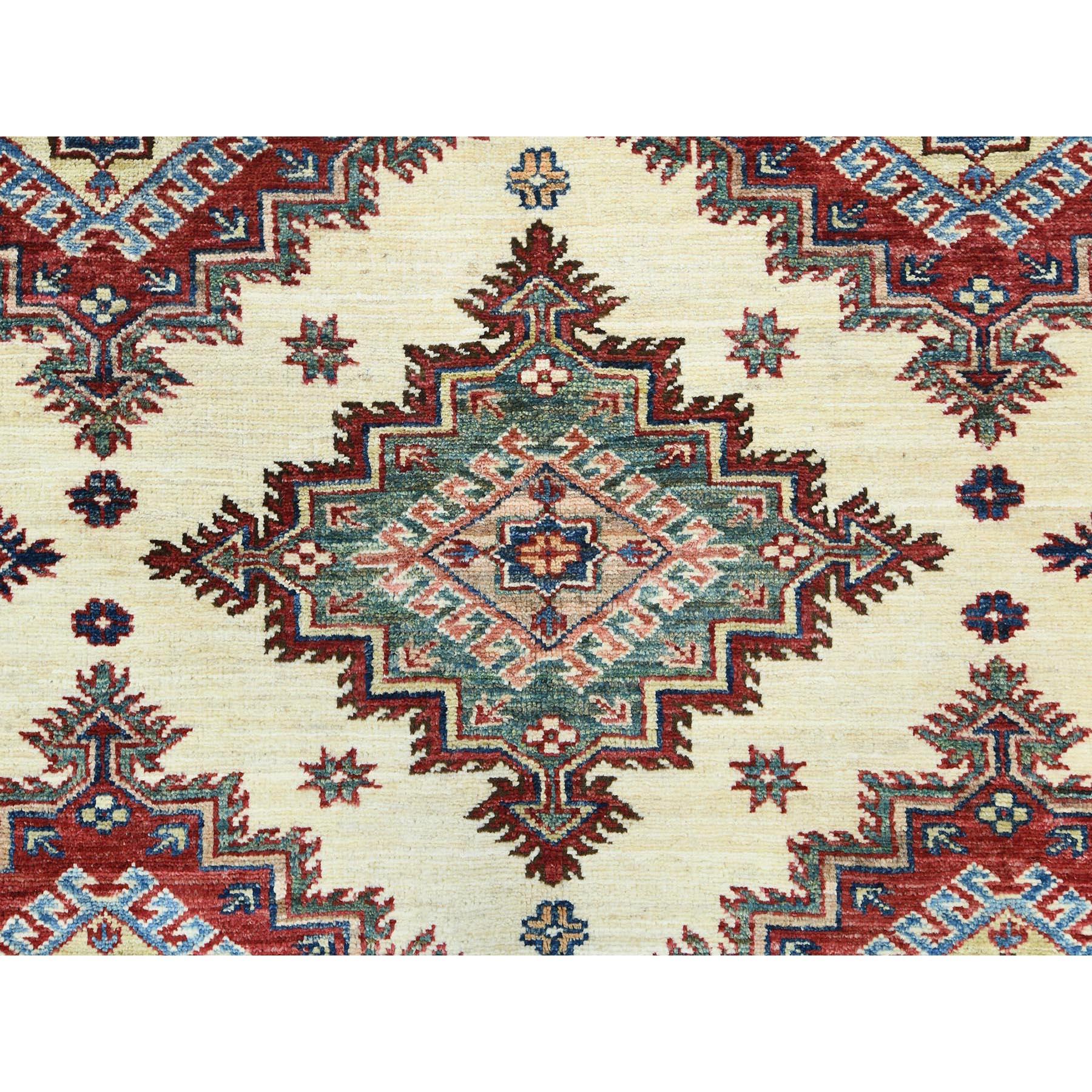 Handgeknüpfter orientalischer Teppich aus natürlicher Wolle aus Afghan Super Kazak in Elfenbein 9'3