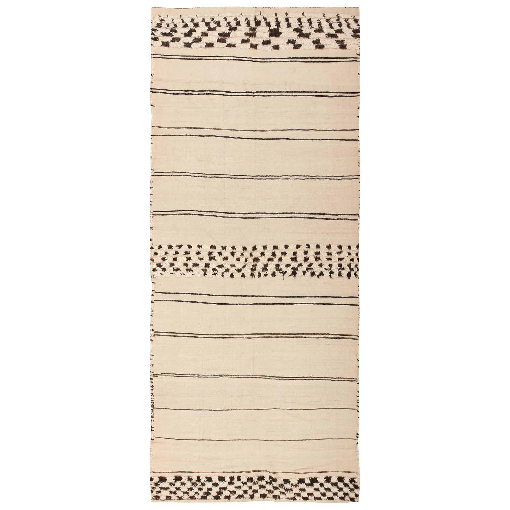 Vintage Moroccan Kilim Rug at 1stDibs