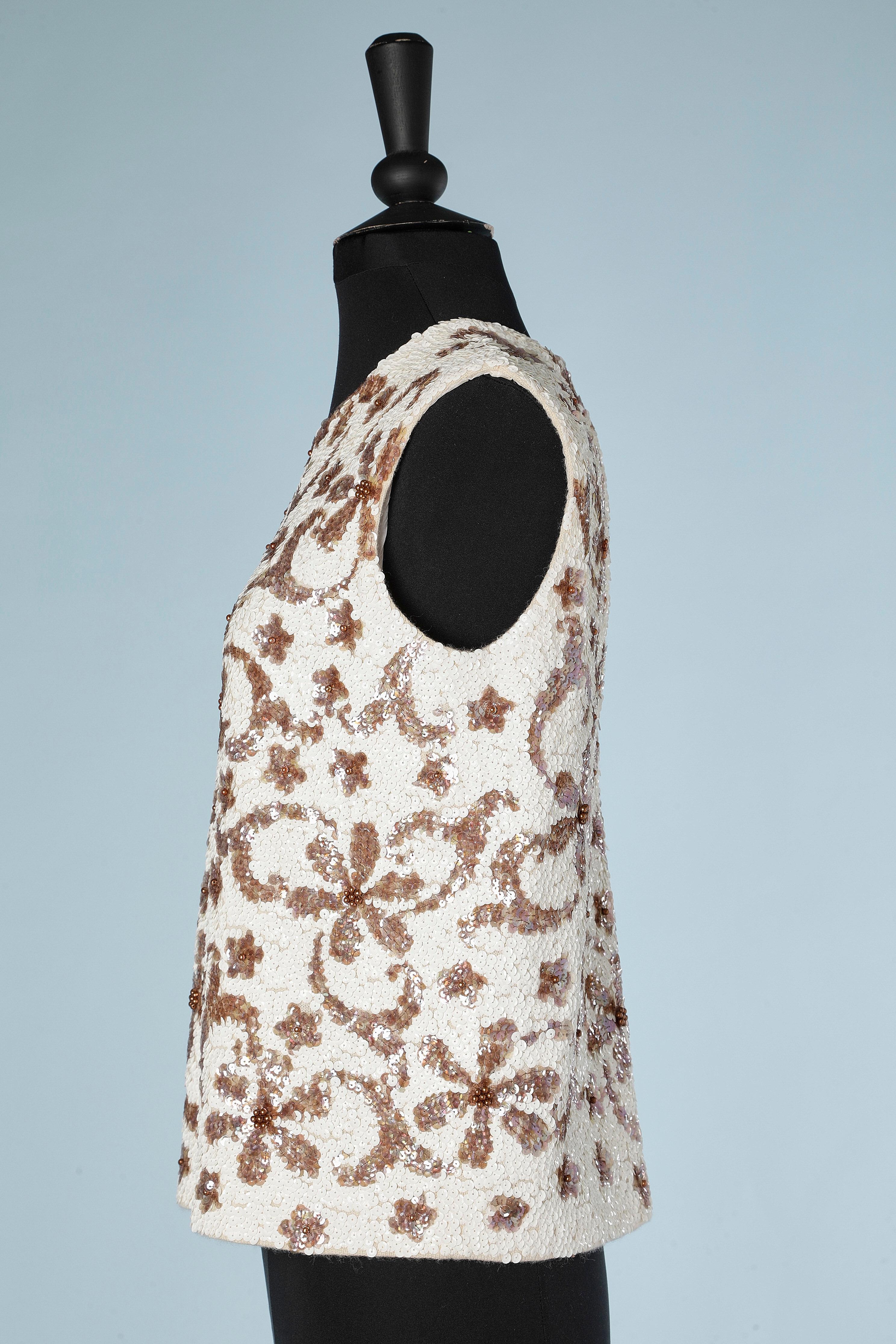 Ivory and light brown sequin sleeveless top VALENTINA Circa 1960's In Excellent Condition For Sale In Saint-Ouen-Sur-Seine, FR