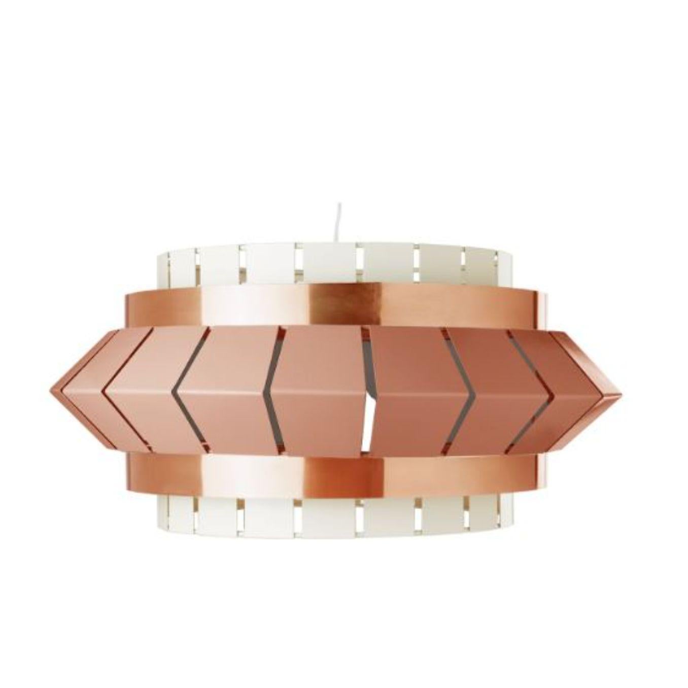 Ivory and Jade Comb I Suspension lamp with Copper ring by Dooq
Dimensions: W 75 x D 75 x H 35 cm
Materials: lacquered metal, polished copper.
Also available in different colors and materials.

Information:
230V/50Hz
E27/1x20W LED
120V/60Hz
E26/1x15W