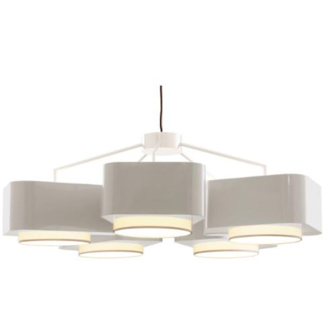 Ivory and taupe carousel suspension lamp by Dooq
Dimensions: W 110 x D 110 x H 40 cm
Materials: lacquered metal.
abat-jour: cotton
Also available in different colors.

Information:
230V/50Hz
E27/5x20W LED
120V/60Hz
E26/5x15W LED
bulbs not