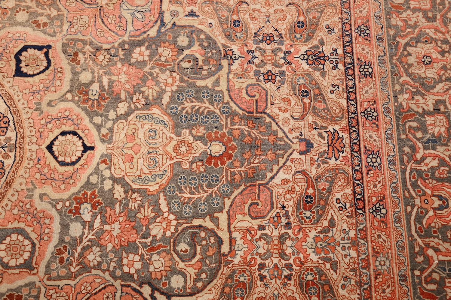 Antique Haji Jalili Tabriz Persian Rug. 9 ft 3 in x 13 ft  In Good Condition For Sale In New York, NY