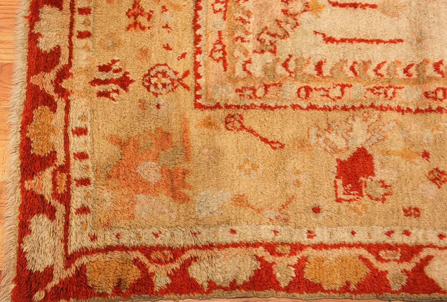 Antique Oushak Turkish Rug. Size: 13 ft 7 in x 15 ft 3 in For Sale 3