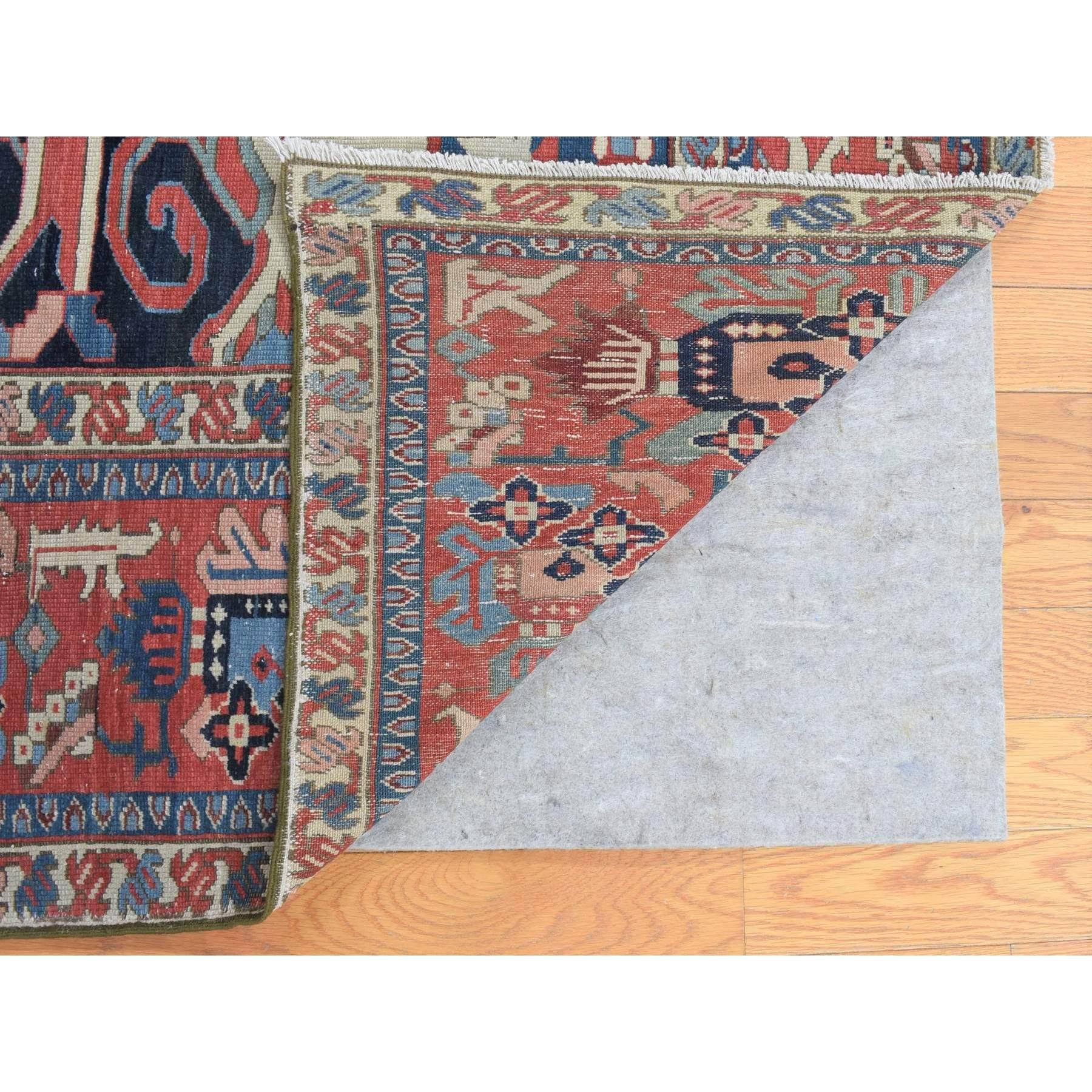 Handgeknüpfter, antiker persischer Karajeh Serapi-Teppich aus reiner Wolle in Elfenbein (Spätes 19. Jahrhundert) im Angebot