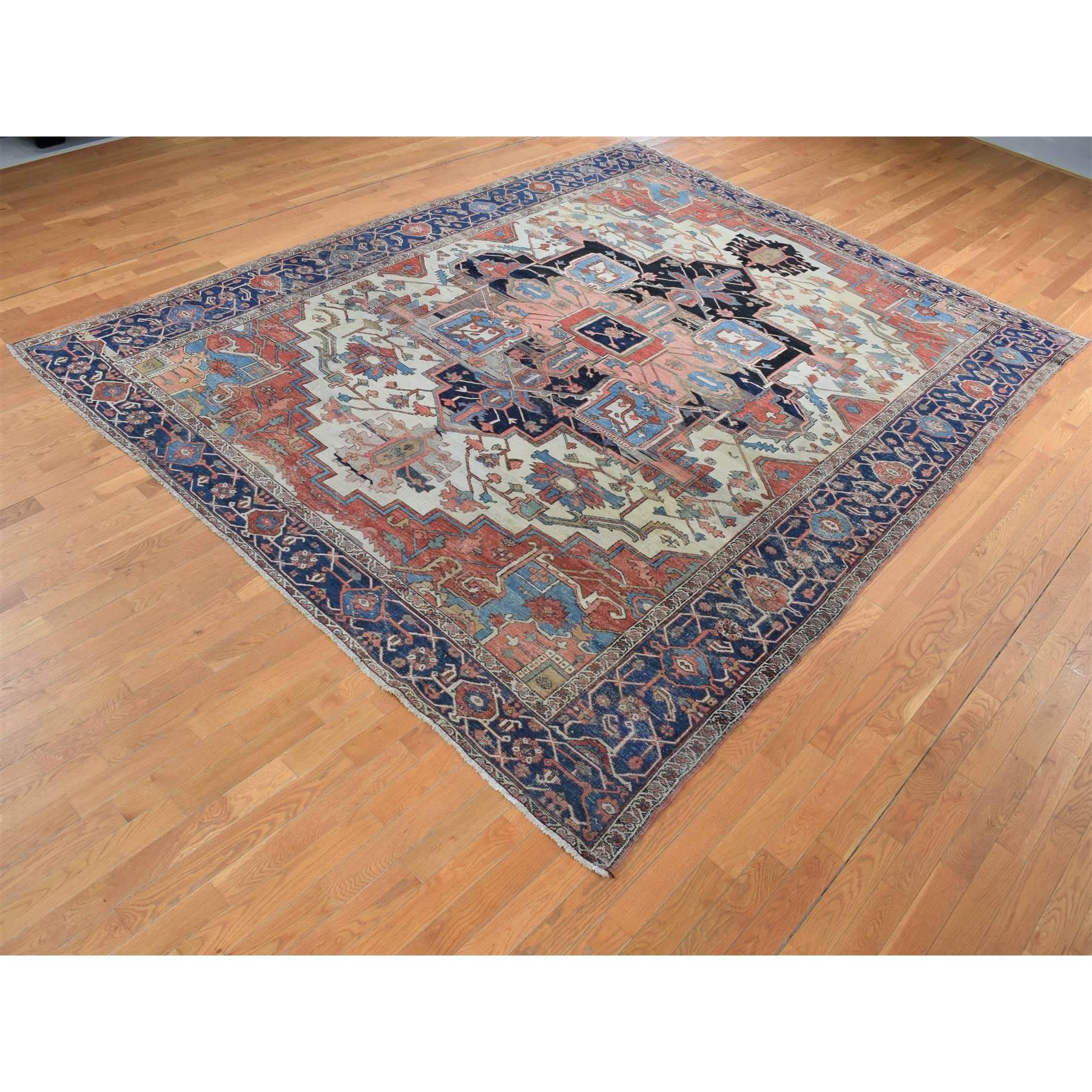Heriz Serapi Ivory Antique Persian Serapi Heriz Even Wear Hand Knotted Pure Wool Cleaned Rug For Sale