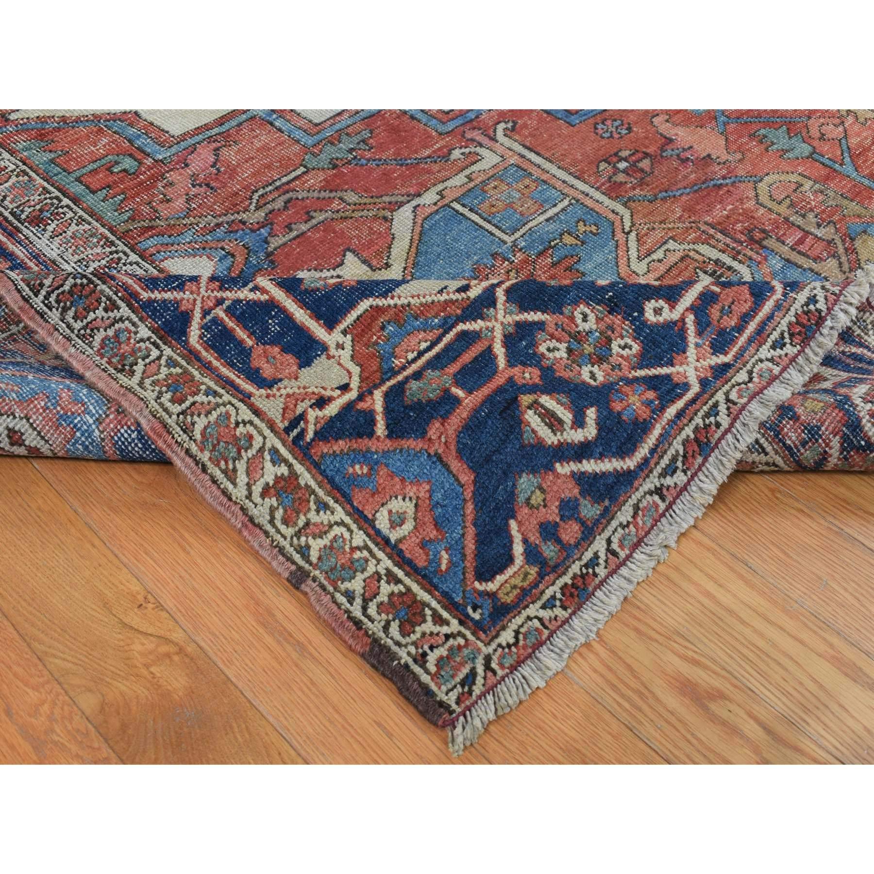 Ivory Antique Persian Serapi Heriz Even Wear Hand Knotted Pure Wool Cleaned Rug In Fair Condition For Sale In Carlstadt, NJ