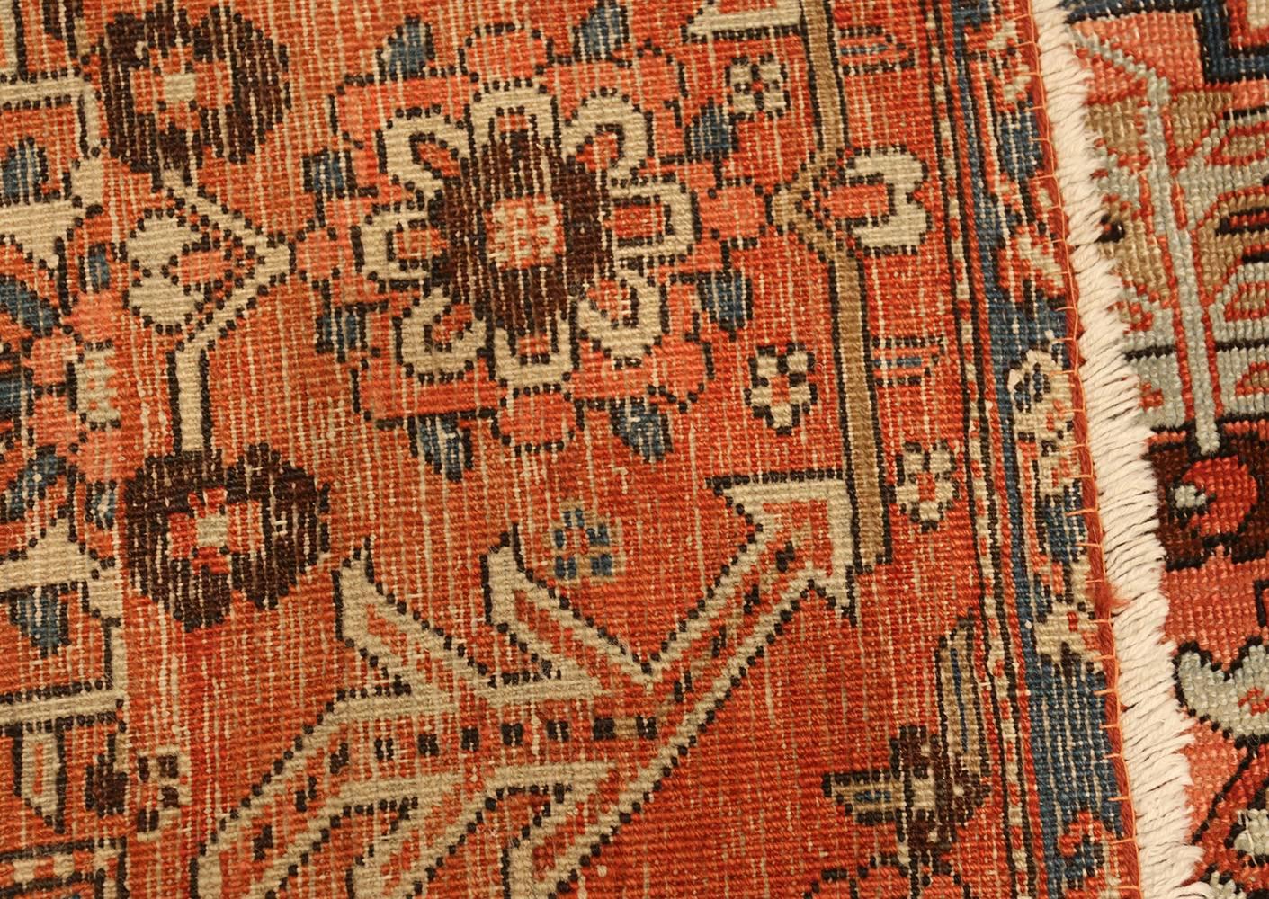 Antiker Serapi-Perserteppich. Größe: 11 ft x 12 ft 6 in (Persisch) im Angebot