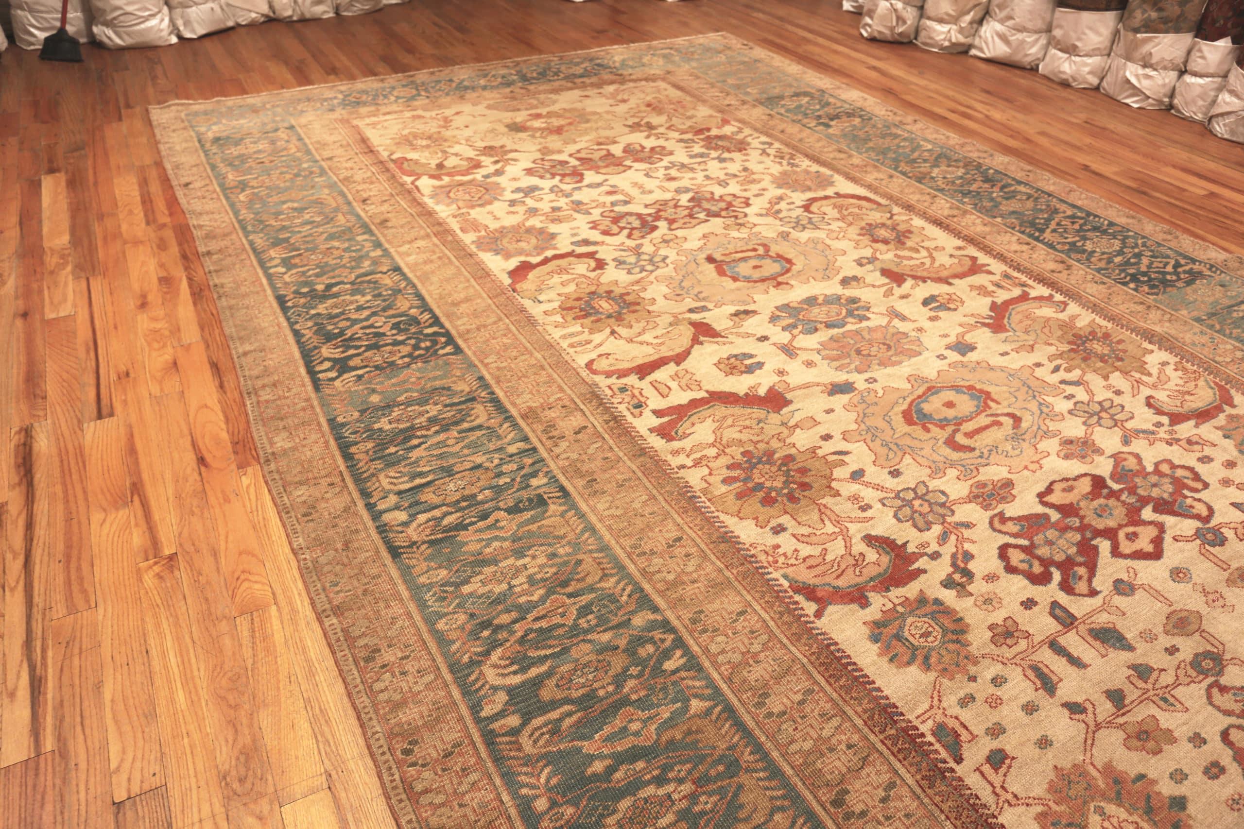 Nazmiyal Antique Ziegler Sultanabad Persian Rug. 10 ft 10 in x 17 ft 6 in 2