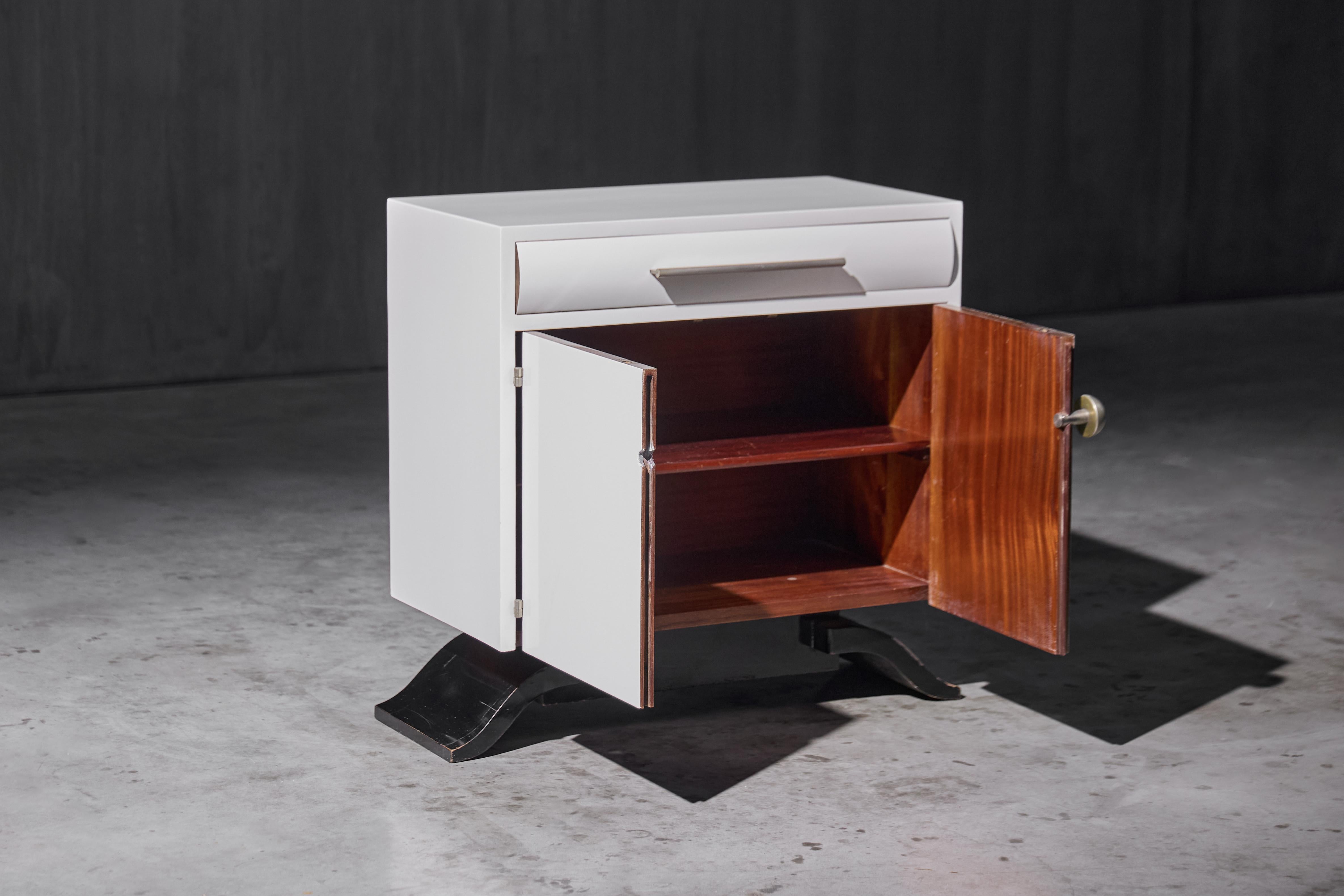 Mobile Art Deco in avorio di Charles Van Beerleire, Belgio, anni '30 in vendita 3