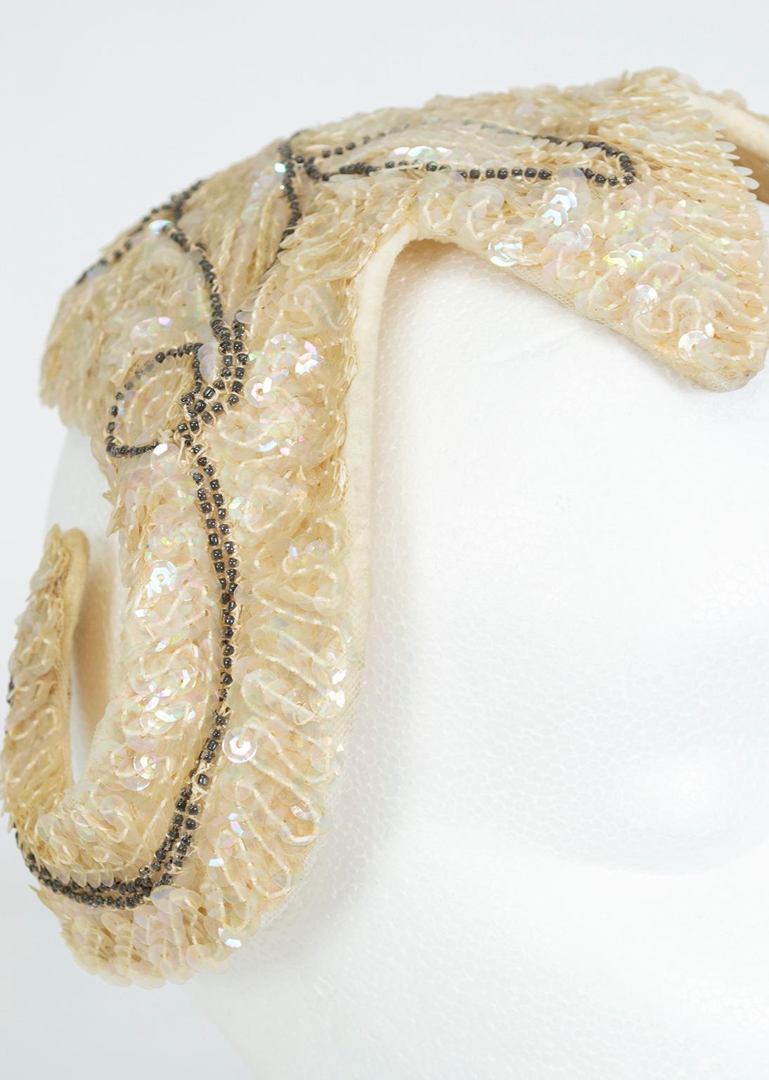 Beige Ivory Art Deco Flapper Bead and Sequin Curlicue Wedding Casque Skullcap, 1950s