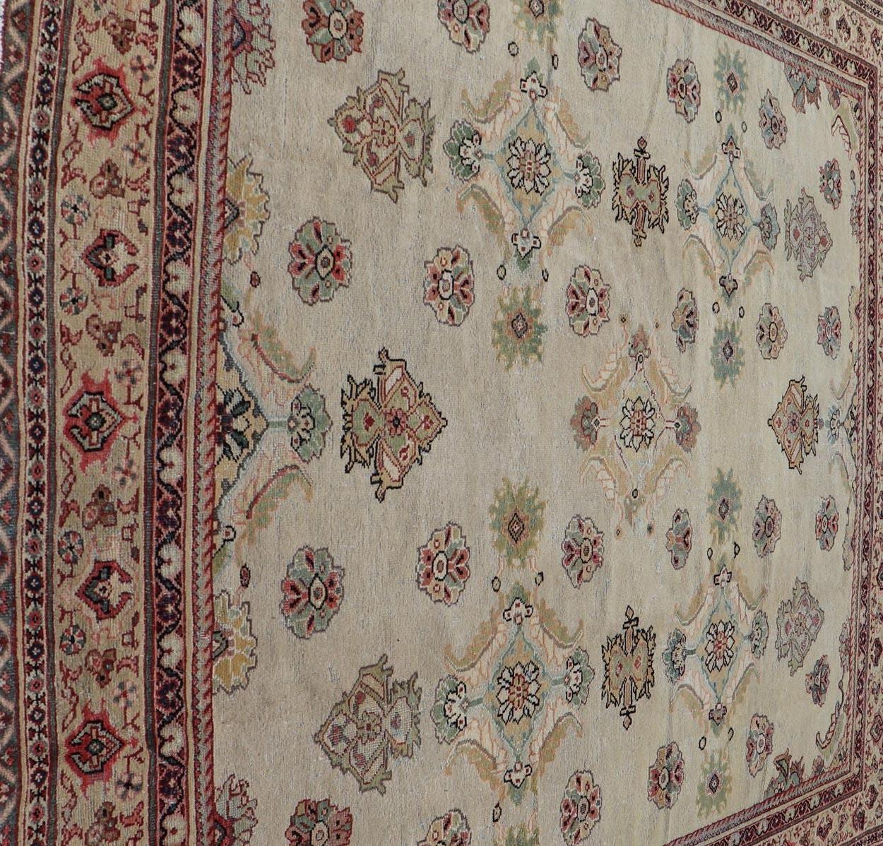 Ivory Background Antique Persian Sultanabad-Mahal Rug with Sub-Geometric Design For Sale 11