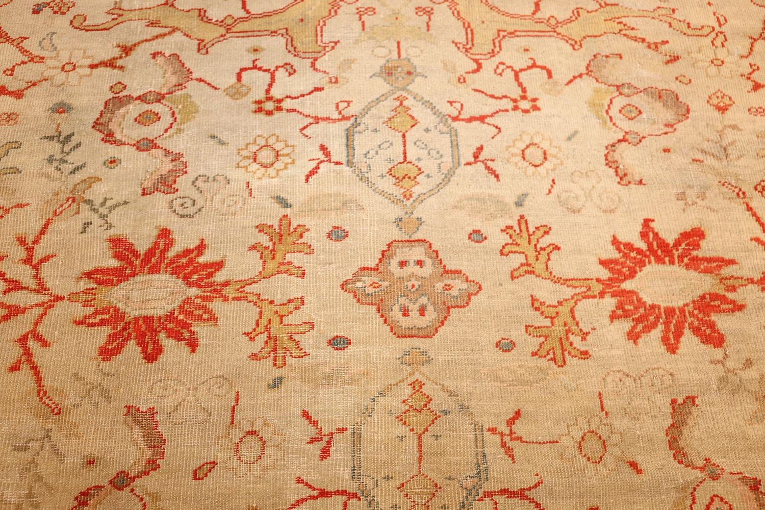 Antiker Sultanabad-Teppich. Größe: 9 Fuß x 12 Fuß 2 Zoll  im Zustand „Hervorragend“ im Angebot in New York, NY