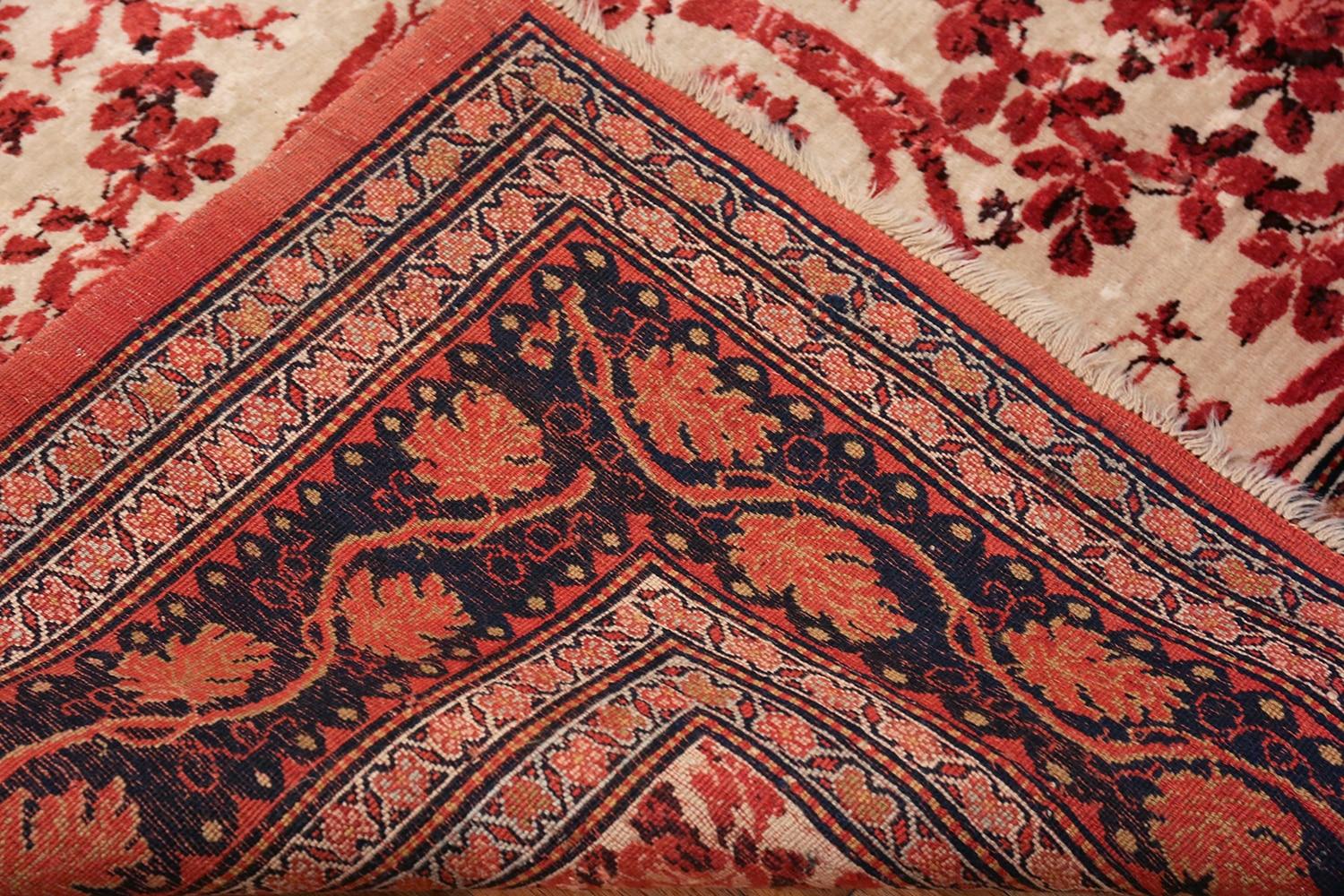 Ivory Background Mostofi Design Antique Persian Halavai Bidjar Rug 7'8