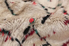 Ivory Background Vintage Moroccan Rug. Size: 5 ft 4 in x 8 ft 8 in