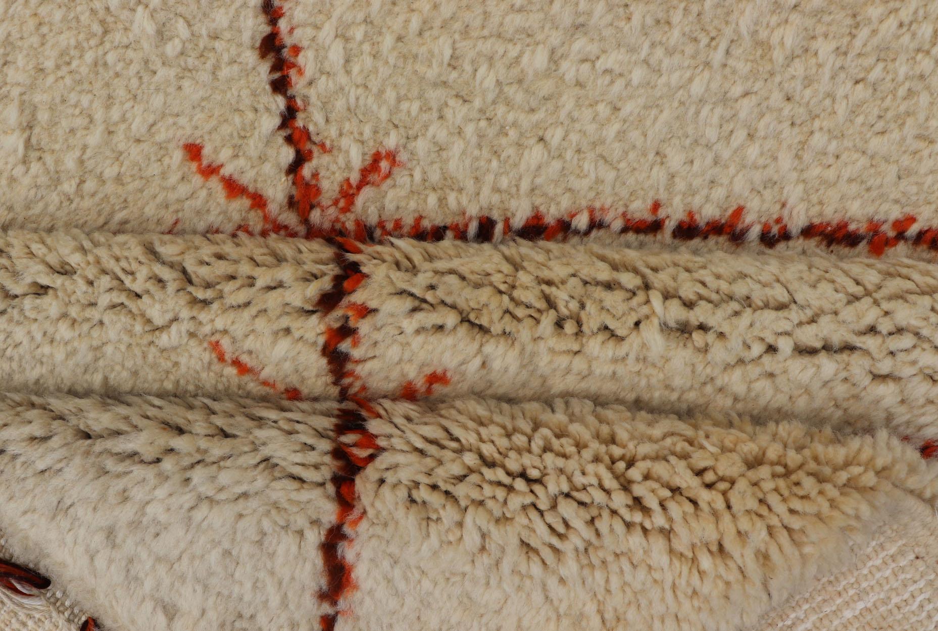 Grand tapis marocain vintage à fond ivoire avec motif de diamants orange/marron en vente 5