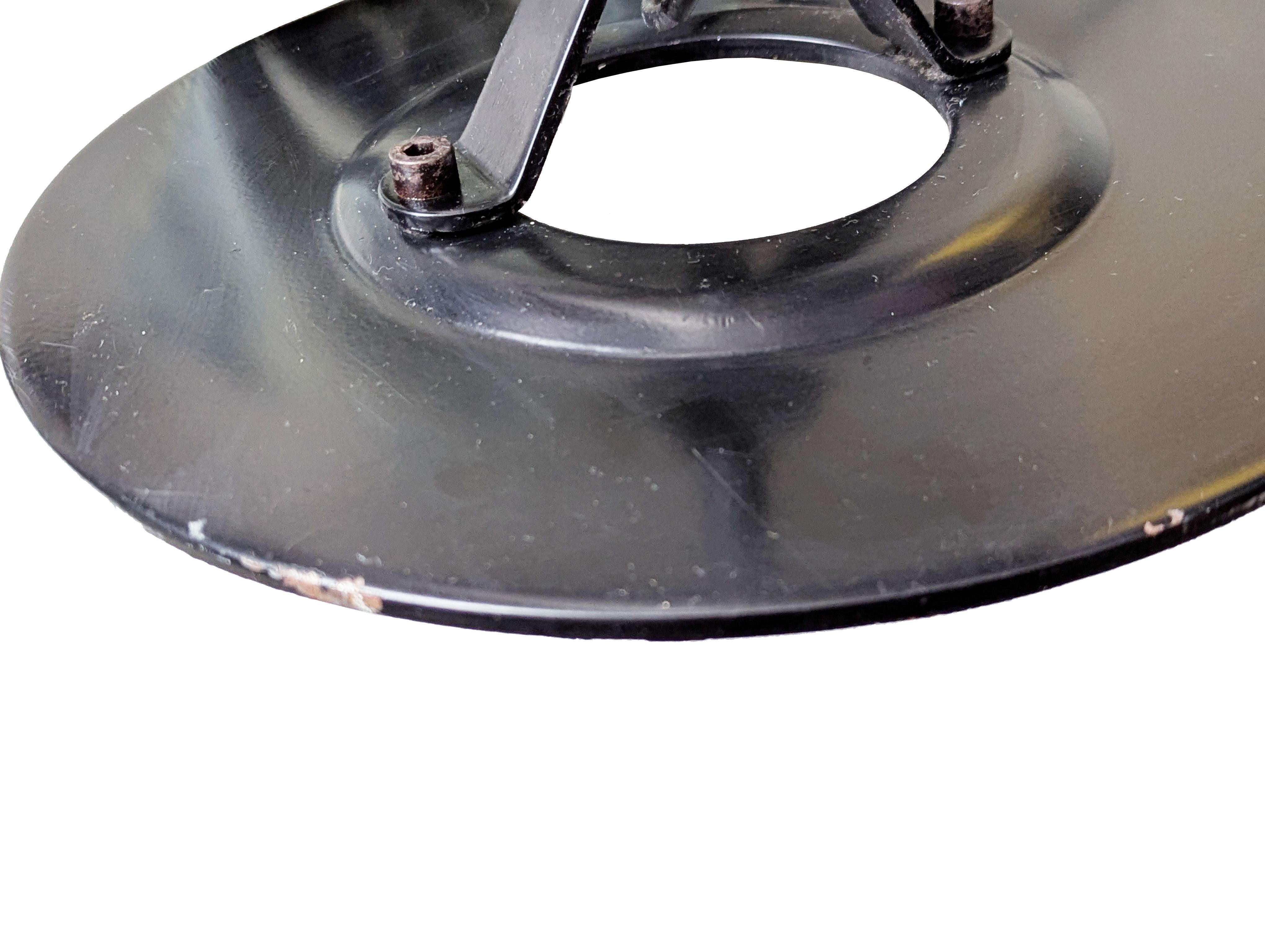 Lampada da terra anni '80 in metallo nero e avorio Polifemo di Carlo Forcolini per Artemide in vendita 2