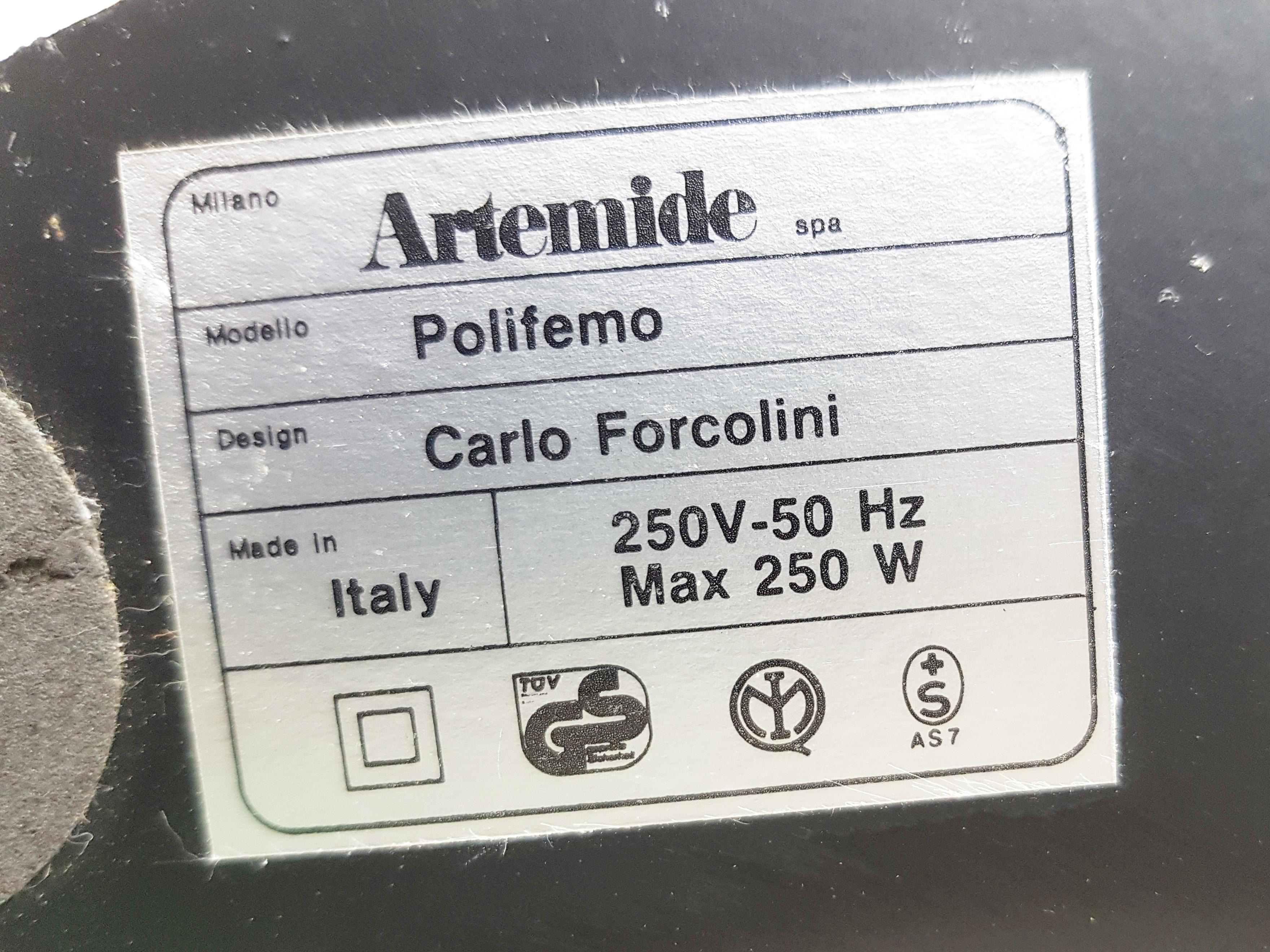 Lampada da terra anni '80 in metallo nero e avorio Polifemo di Carlo Forcolini per Artemide in vendita 2