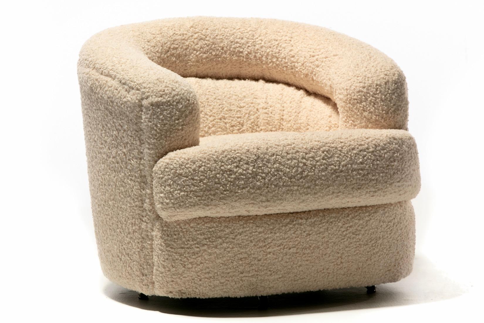 Ivory Bouclé Post Modern Swivel Chairs & Ottoman Attributed to Adrian Pearsall For Sale 4