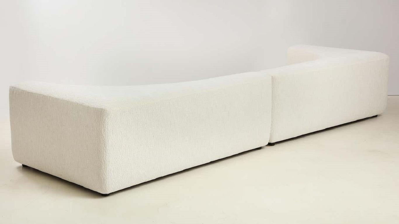 Ivory Boucle Sofa Attributed to Pamio, Massari & Toso for Stillwood, Italy, 1960 In Excellent Condition In New York, NY