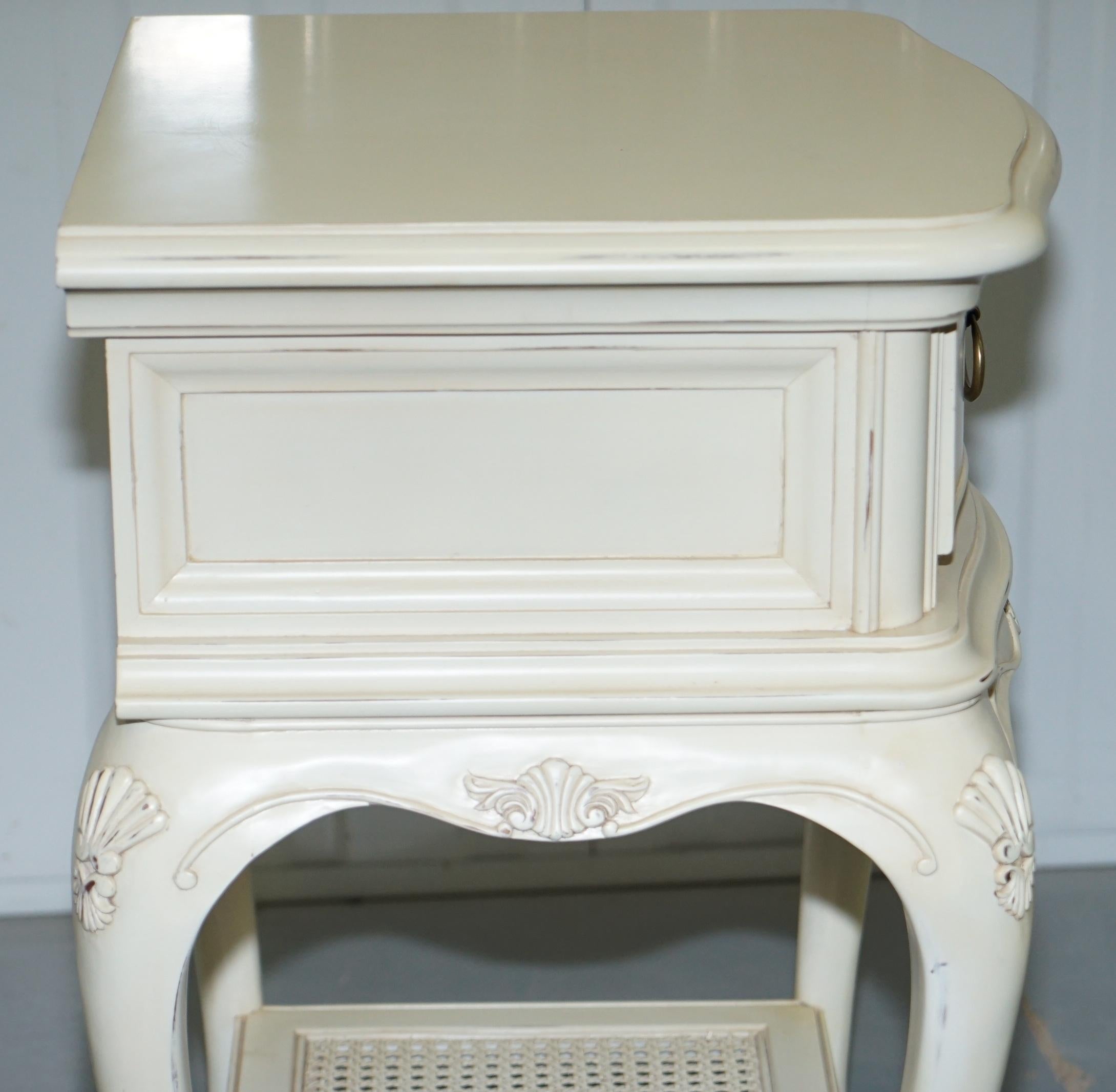 Ivory Collection Willis & Gambier Bedside Table Butlers Shelf Part of a Suite 2