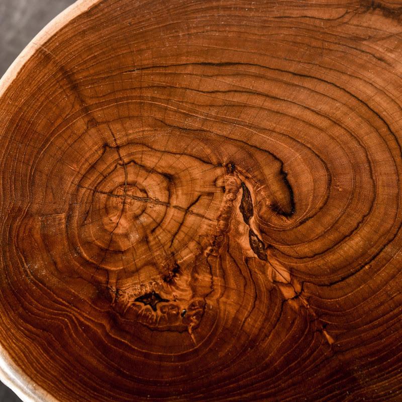 Blanchi Finition de canapé de couleur ivoire, table d'appoint avec roulettes, 20e siècle. en vente