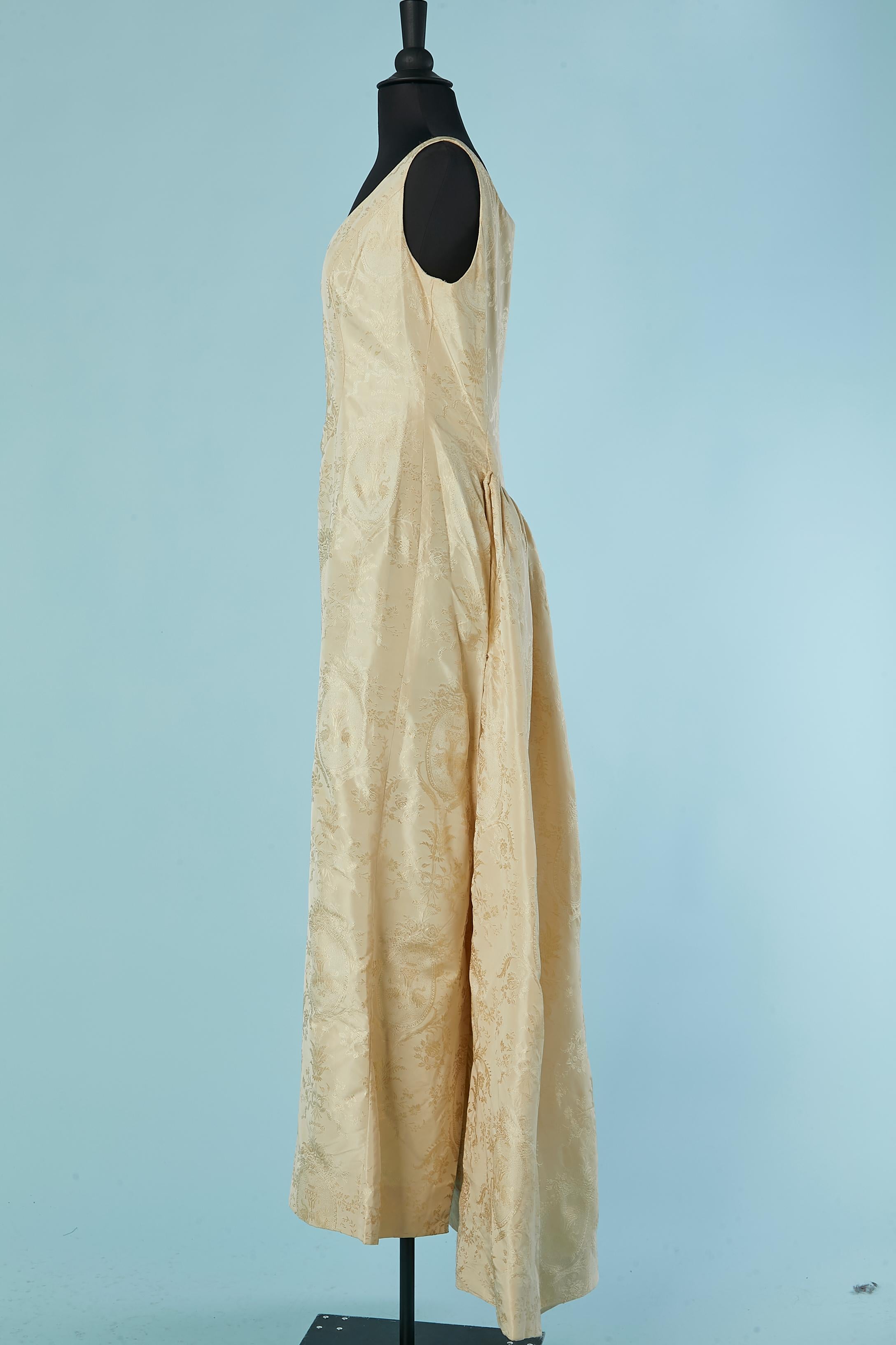 Ivory damask evening dress with beadwork Escada Couture 1