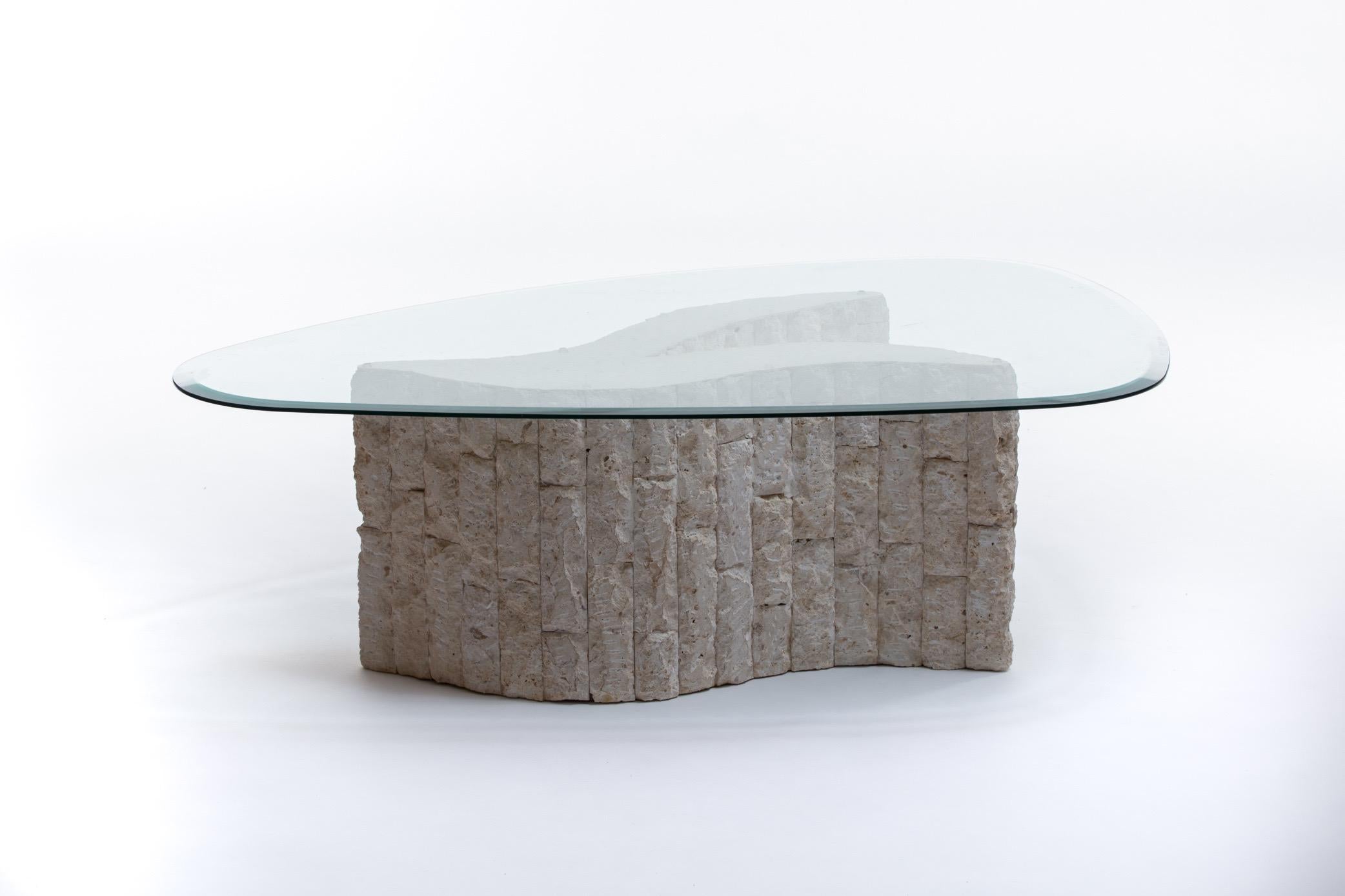 American Ivory Fossil Stone Sculptural Coffee Table with Biomorphic Glass Top, circa 1980 For Sale