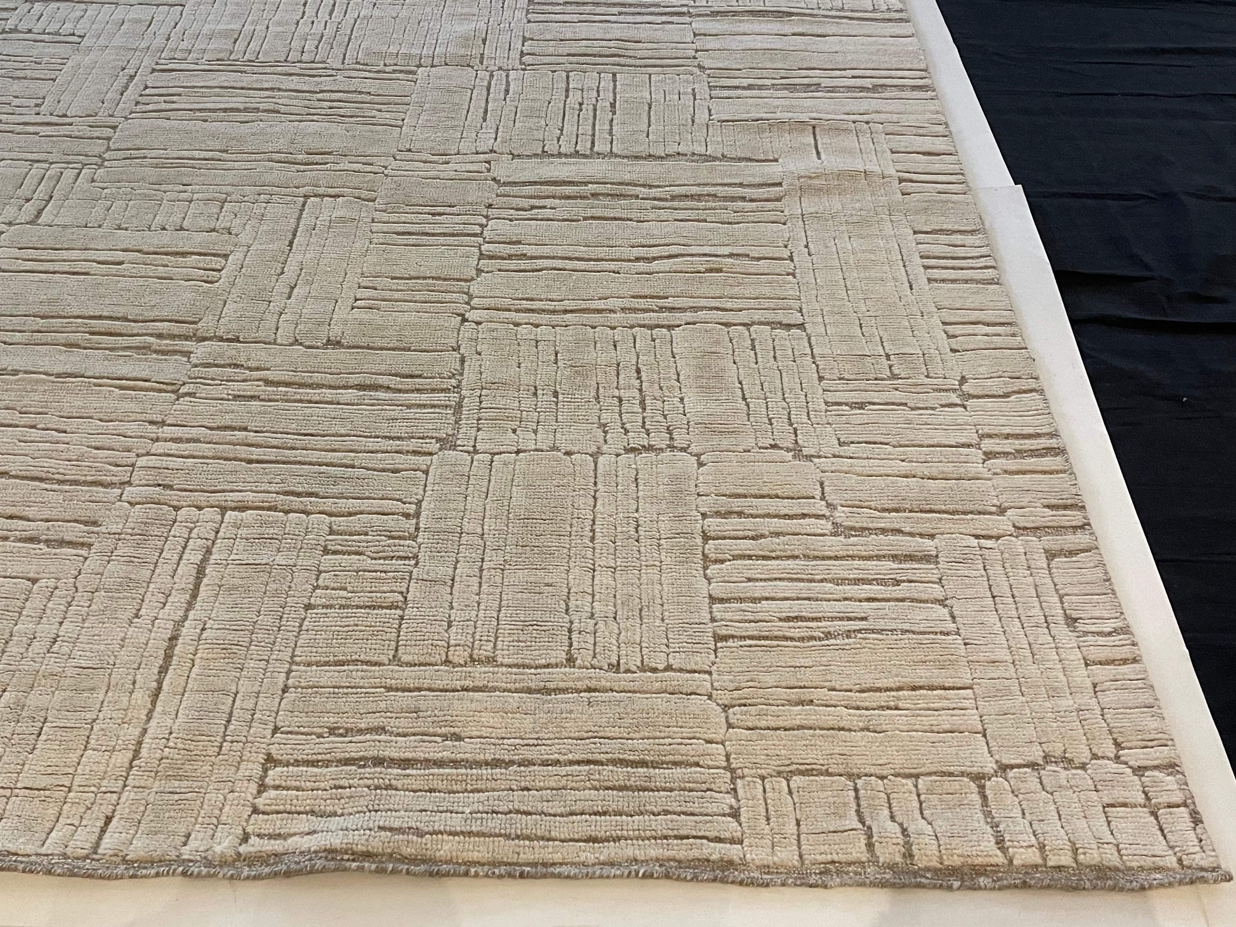 Ivory Geometric Cut and Loop Area Rug For Sale 3