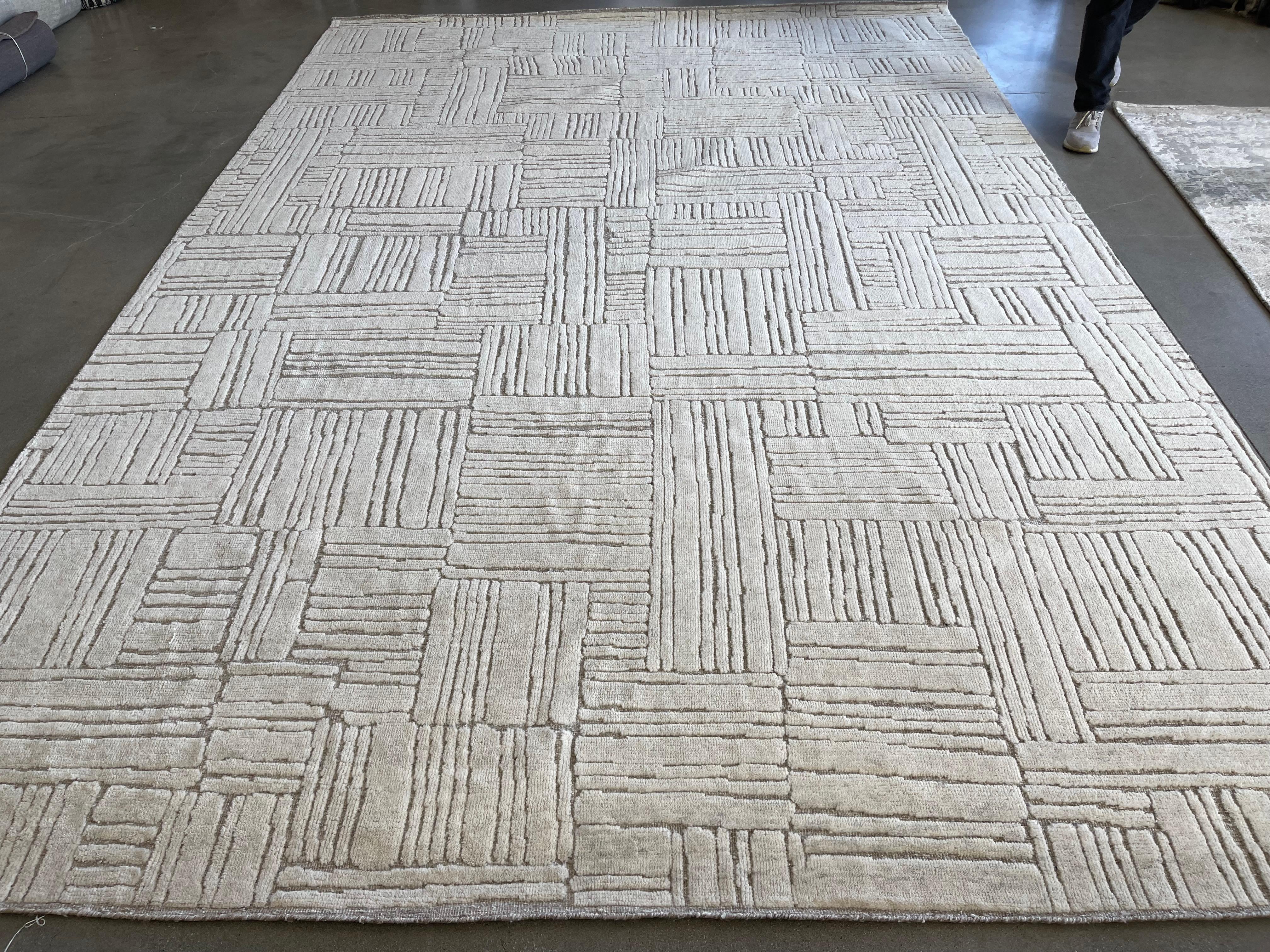 Indian Ivory Geometric Cut and Loop Area Rug For Sale