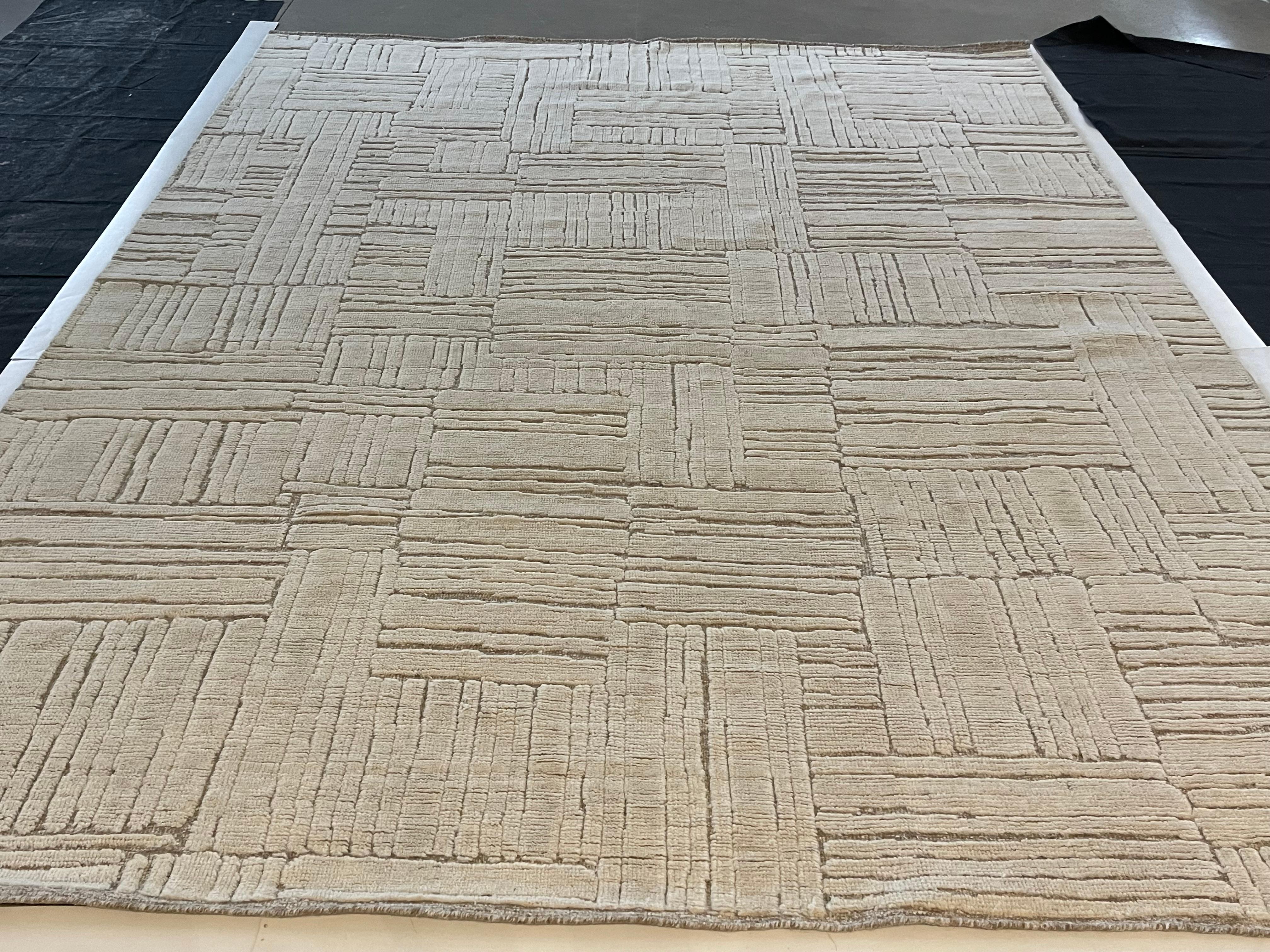 Ivory Geometric Cut and Loop Area Rug For Sale 1