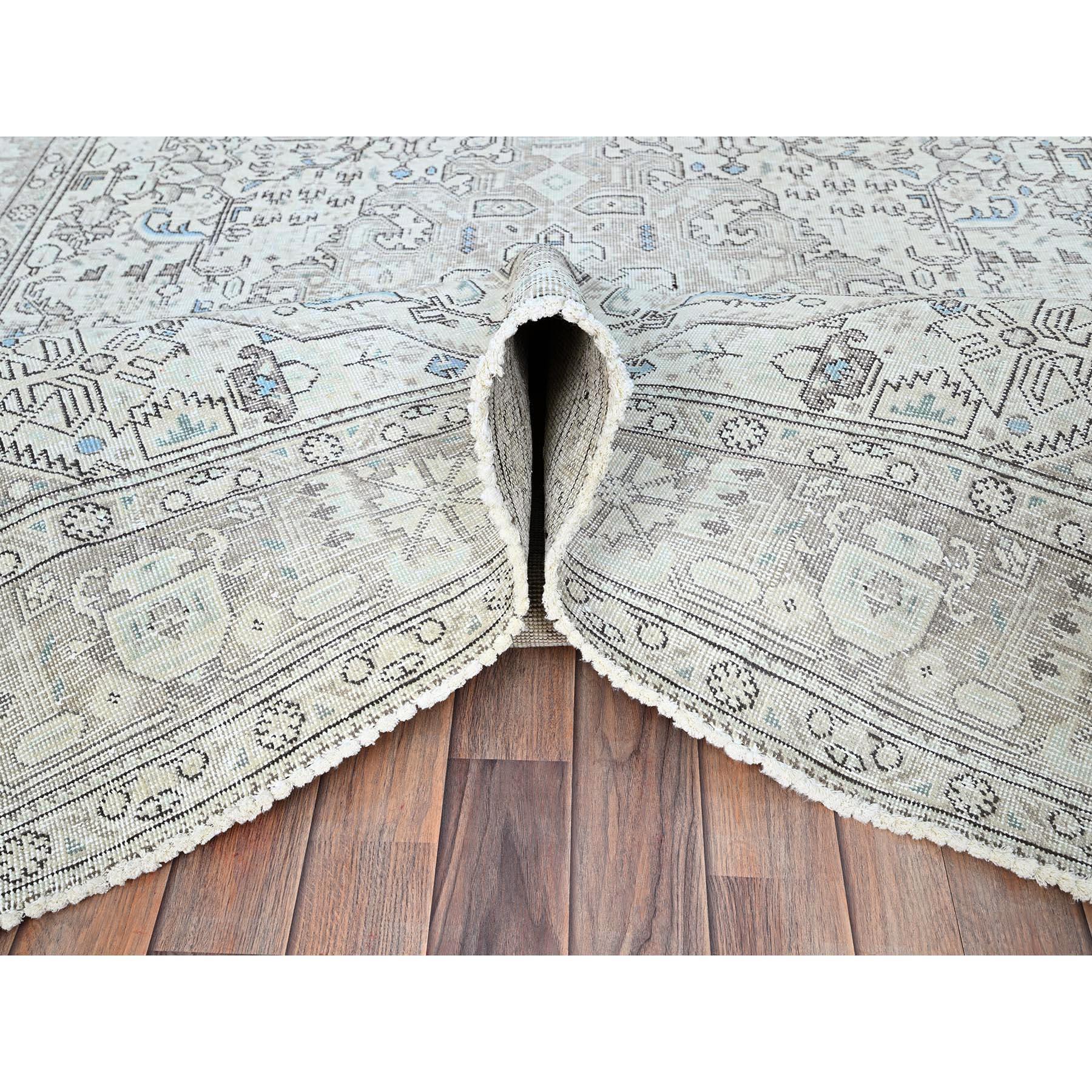Ivory Good Cond Old Persian Tabriz Geometric Medallion Even Wear Clean Wool Rug For Sale 1