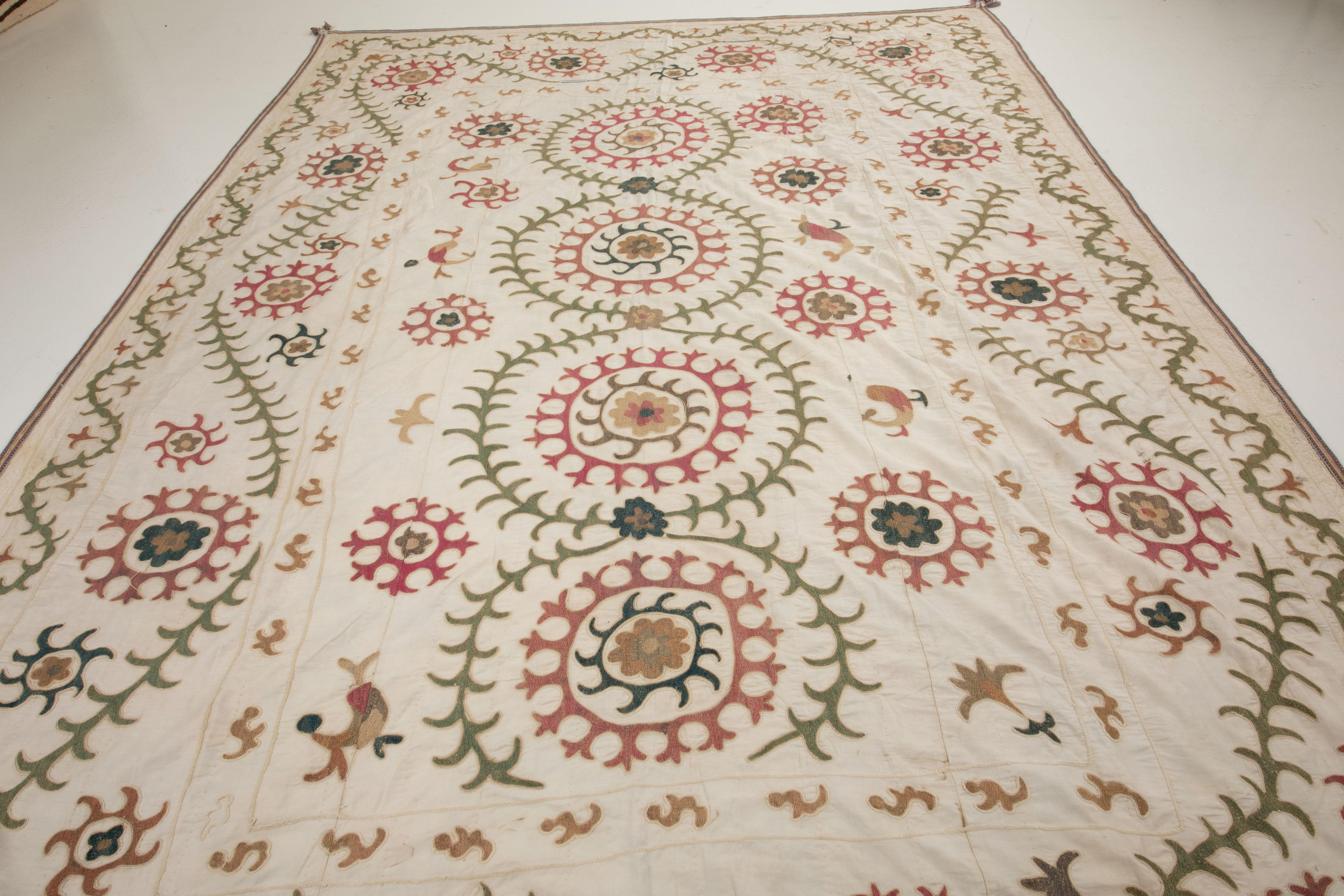 Embroidered Ivory Ground Vintage Suzani from Uzbekistan, 1970s