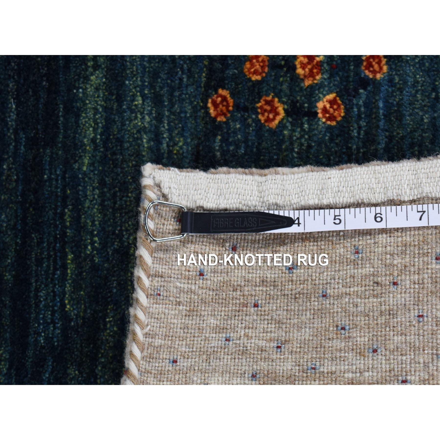 Ivory Hand Knotted Modern Design Soft and Plush Wool Oriental Rug 9'0