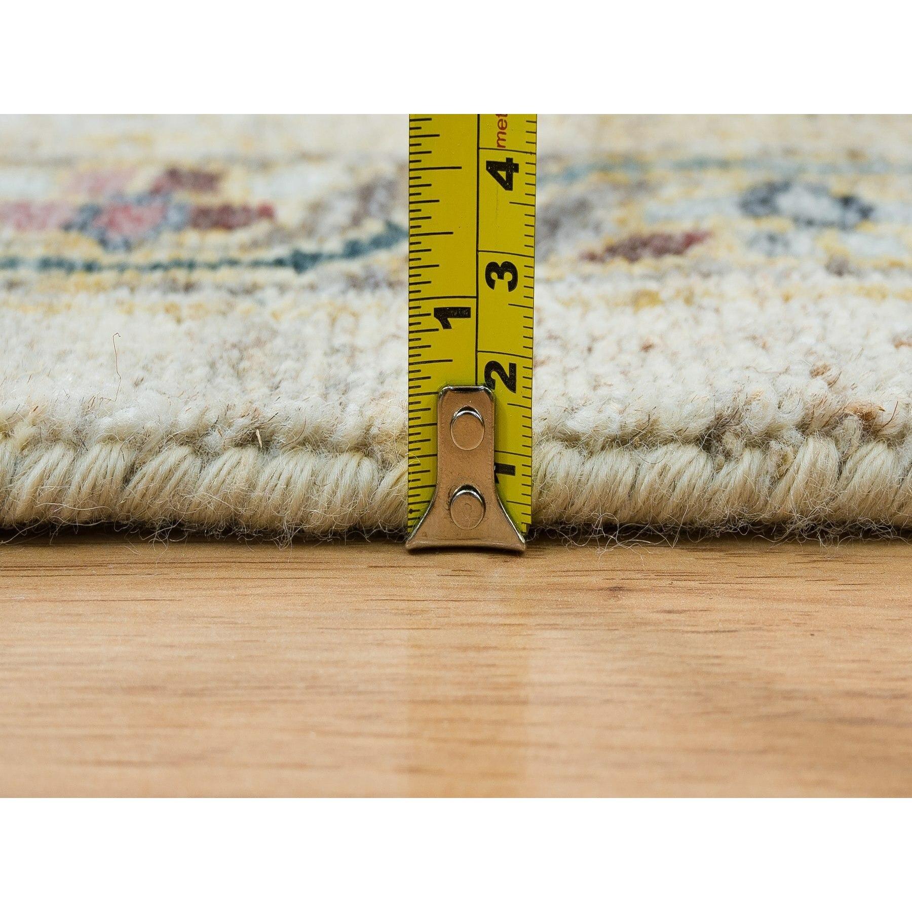Elfenbeinfarbener handgeknüpfter, neu interpretierter, Viss Design 100% Wolle Orientalischer Teppich 10'0