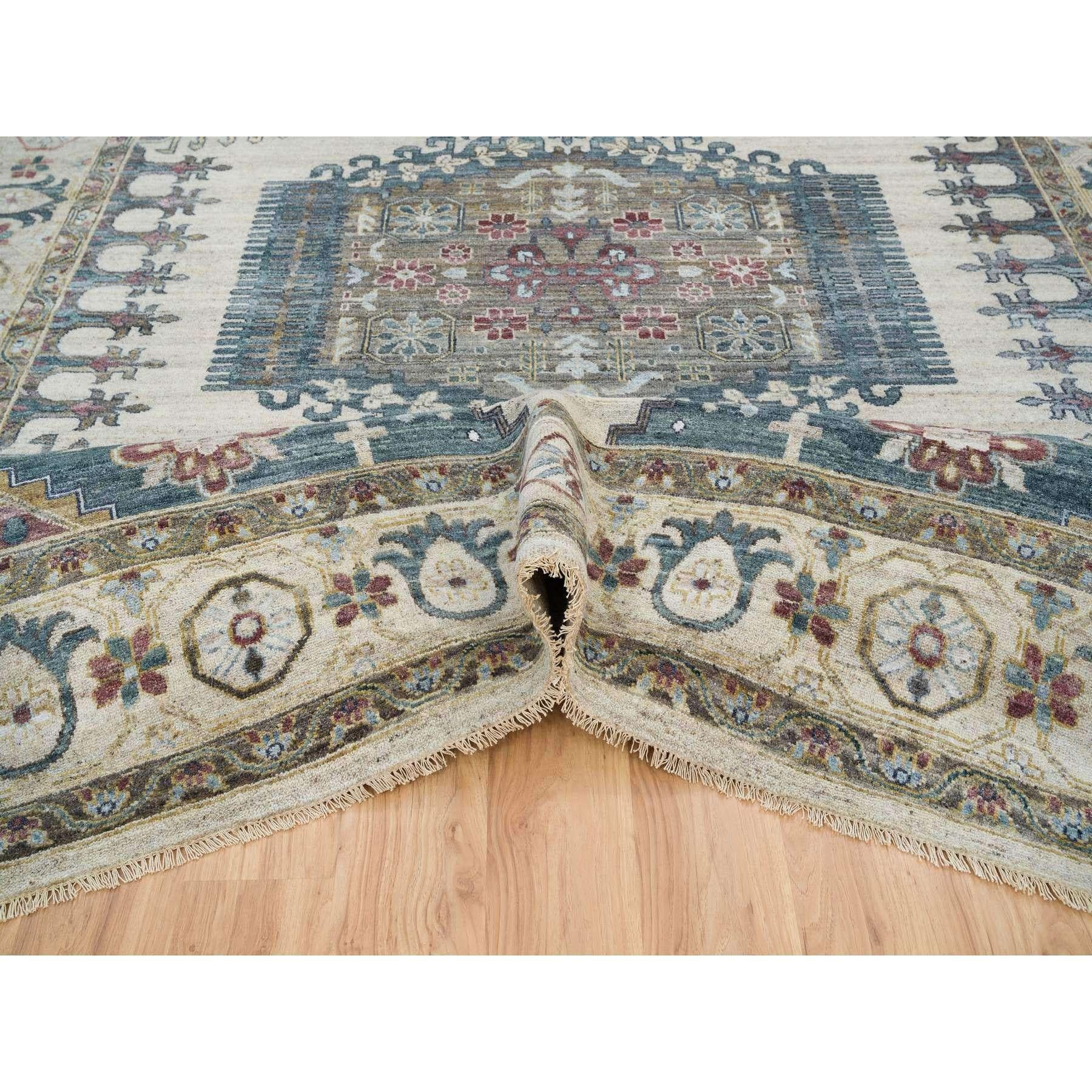 Elfenbeinfarbener handgeknüpfter, neu interpretierter, Viss Design 100% Wolle Orientalischer Teppich 10'0