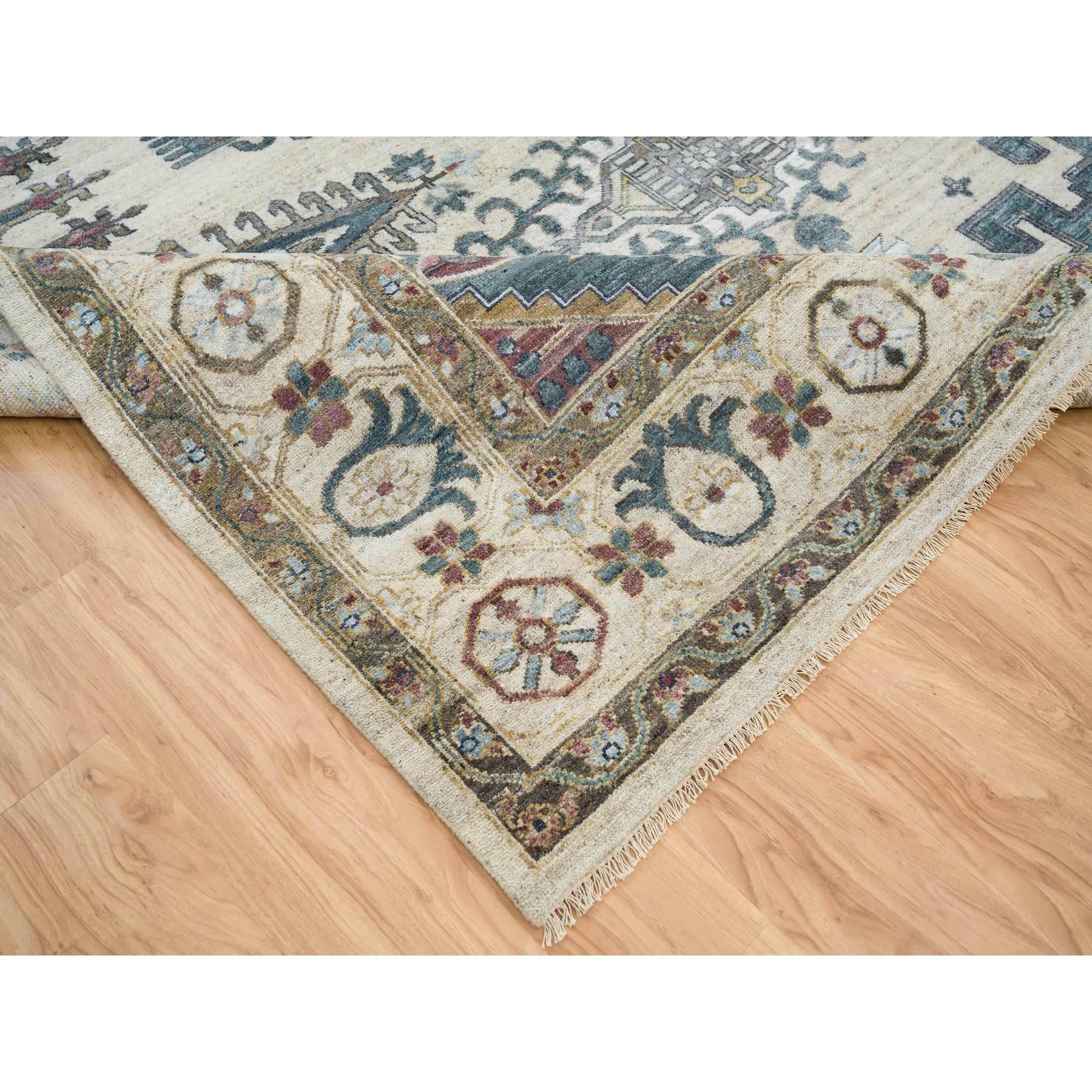 Elfenbeinfarbener handgeknüpfter, neu interpretierter, Viss Design 100% Wolle Orientalischer Teppich 10'0