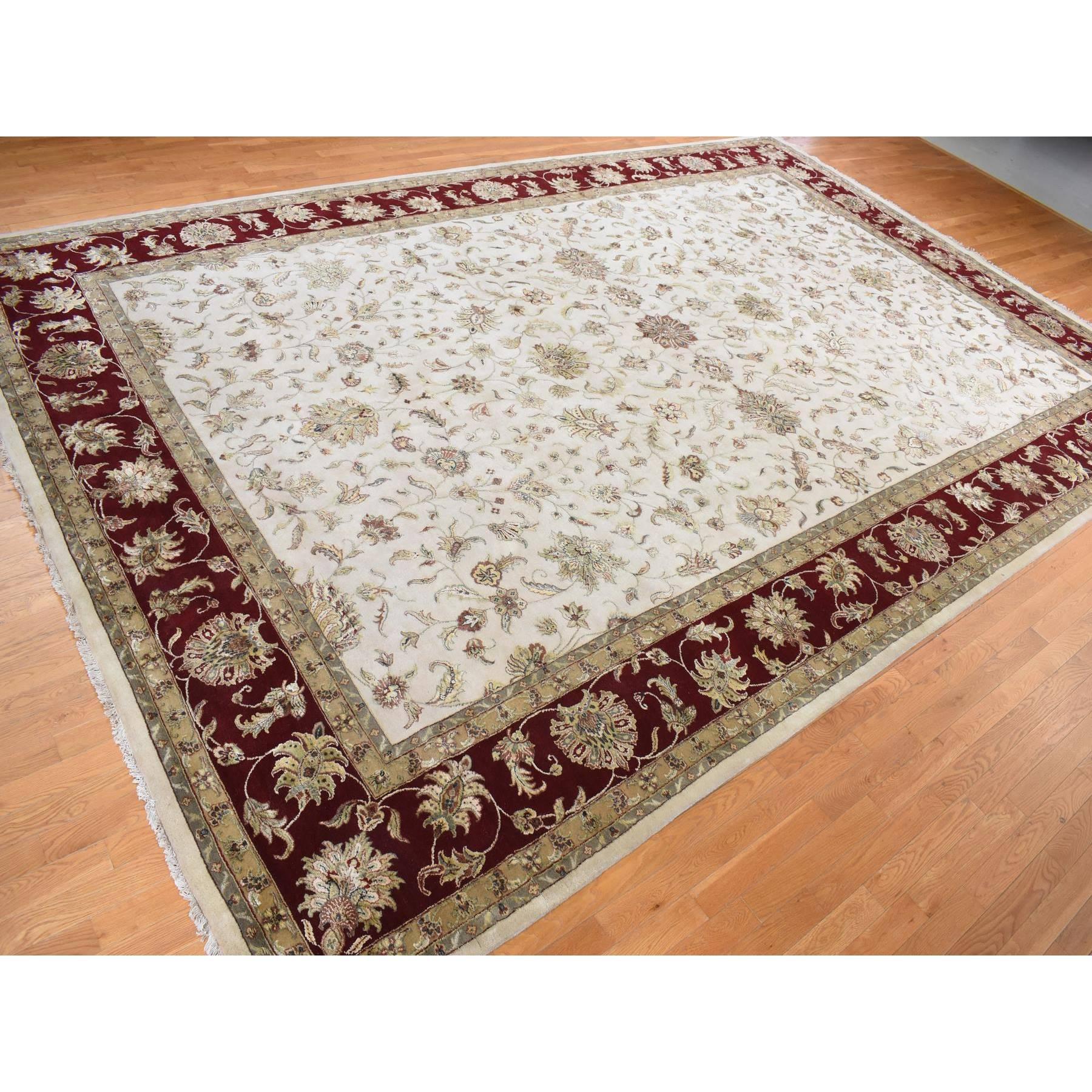 Medievale Tappeto oversize avorio in lana e seta annodata a mano con design del Rajasthan 12'0