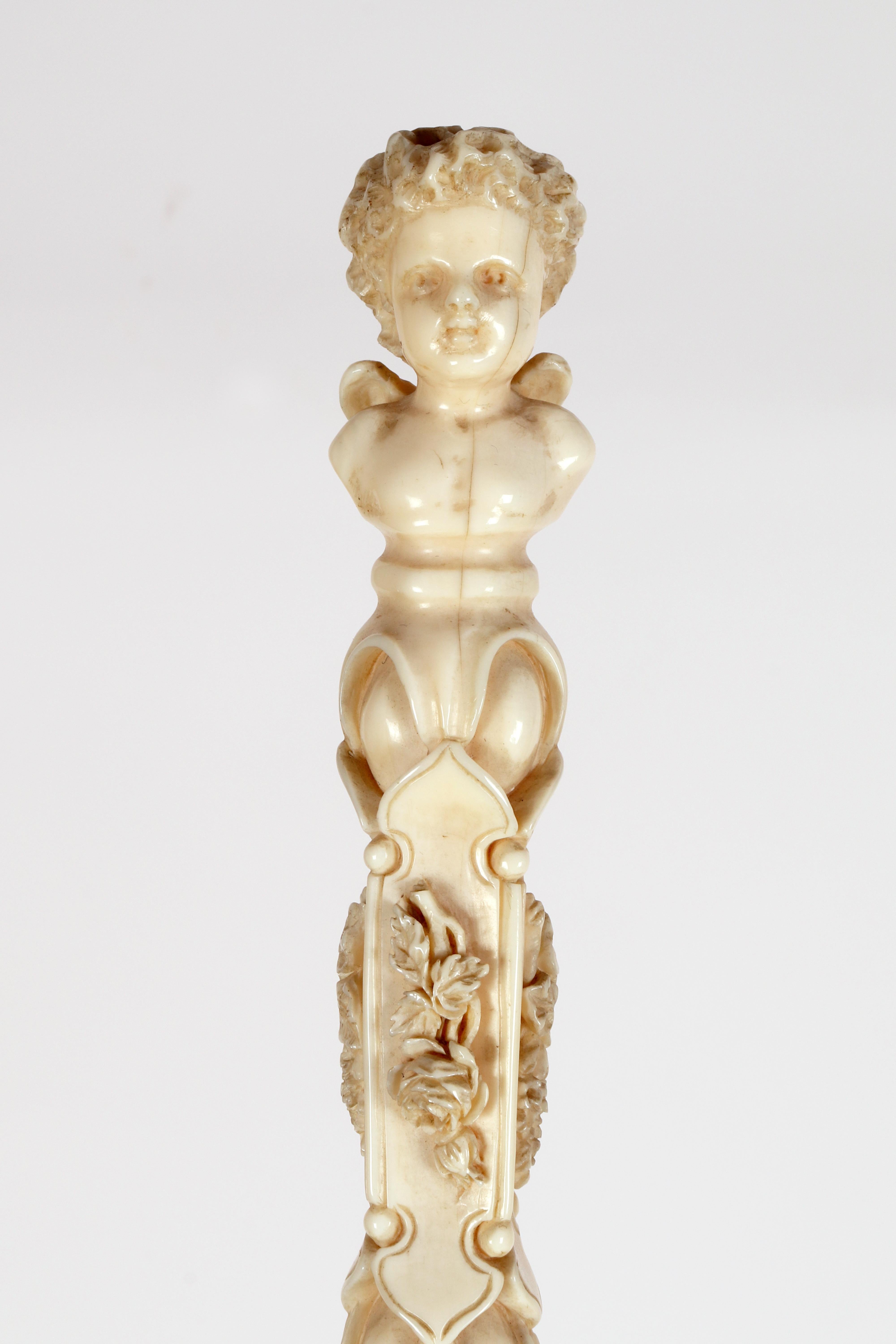 Bastone da passeggio con manico in avorio raffigurante un angelo, Dieppe, Francia 1850. in vendita 1