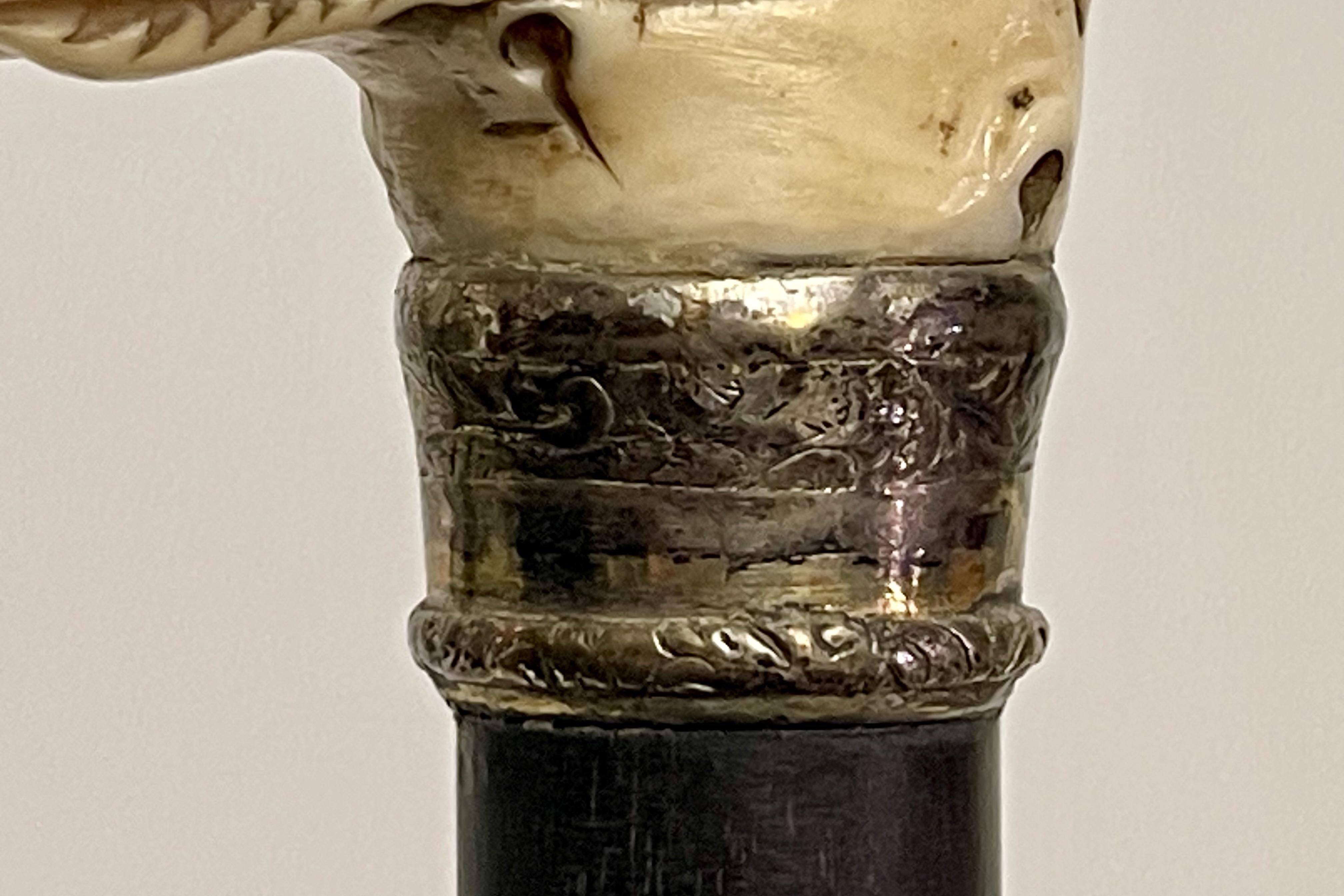 Elfenbeinfarbener Spazierstock mit Griff und Darstellung einer Eule auf Kirschblüte, Großbritannien 1900 im Angebot 7