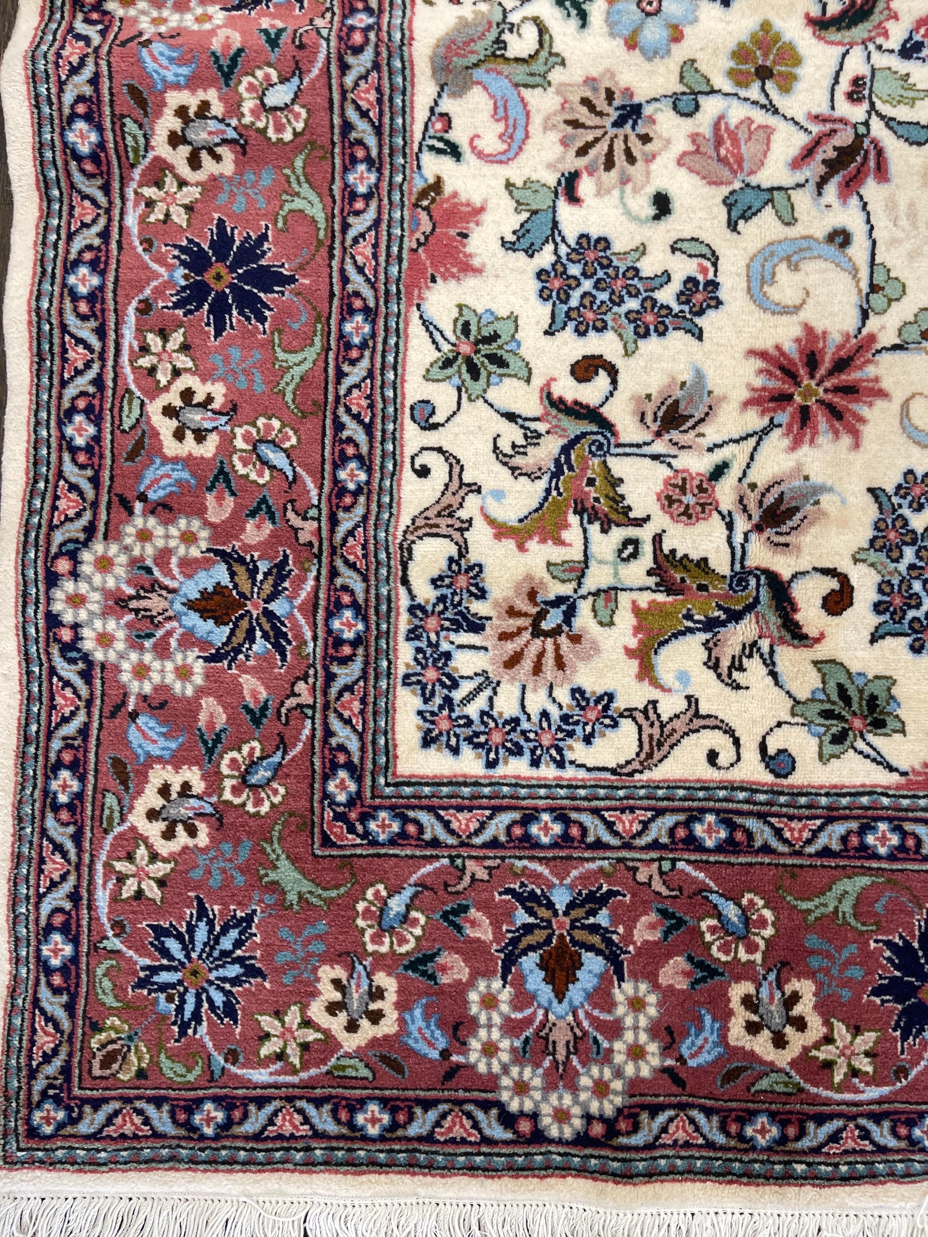 Contemporary Ivory Kashan Square Rug For Sale