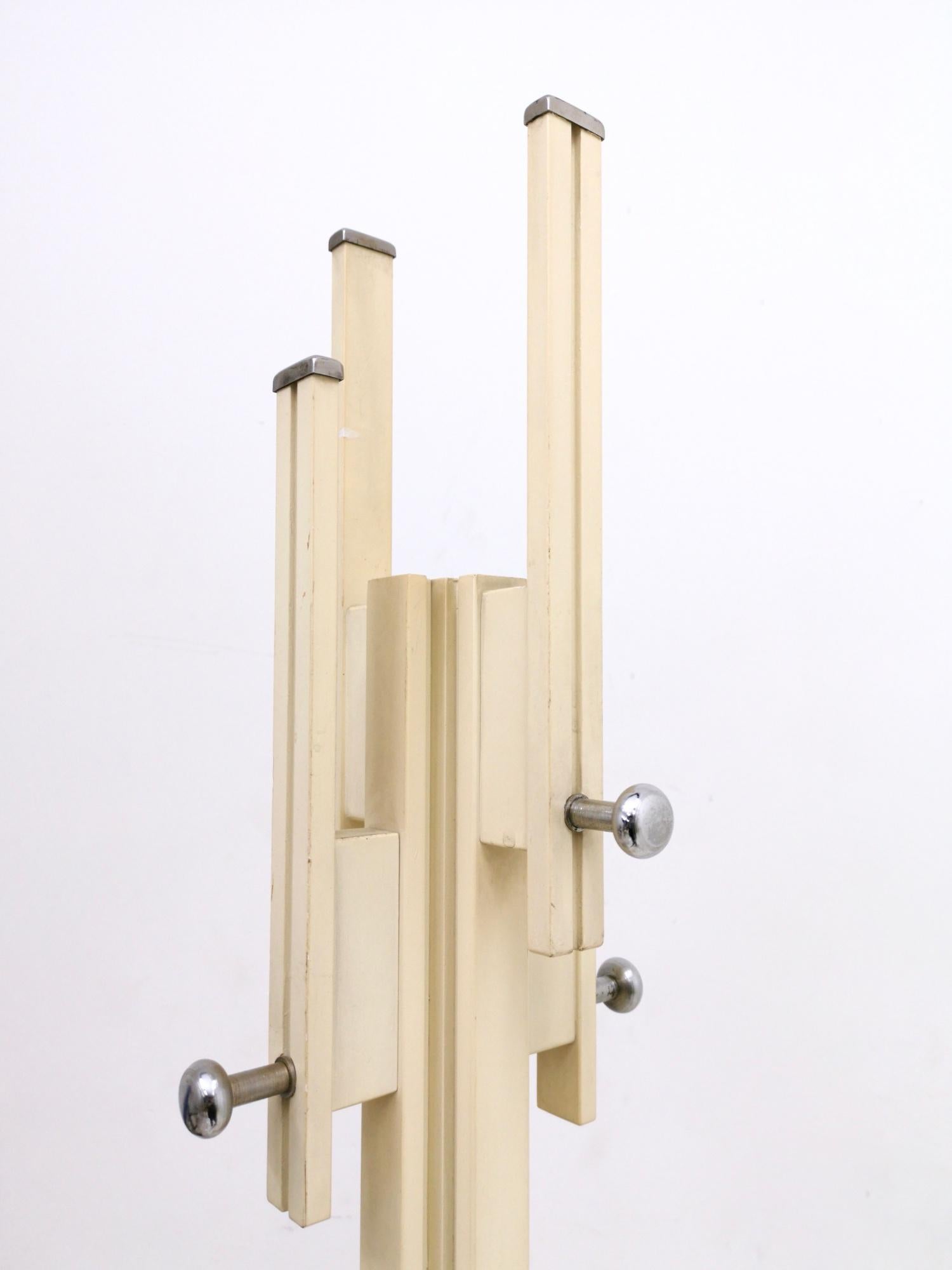 Mid-20th Century Ivory Lacquered Wood Coat Rack by Carlo de Carli for Fiarm, Italy, 1960s-1970s